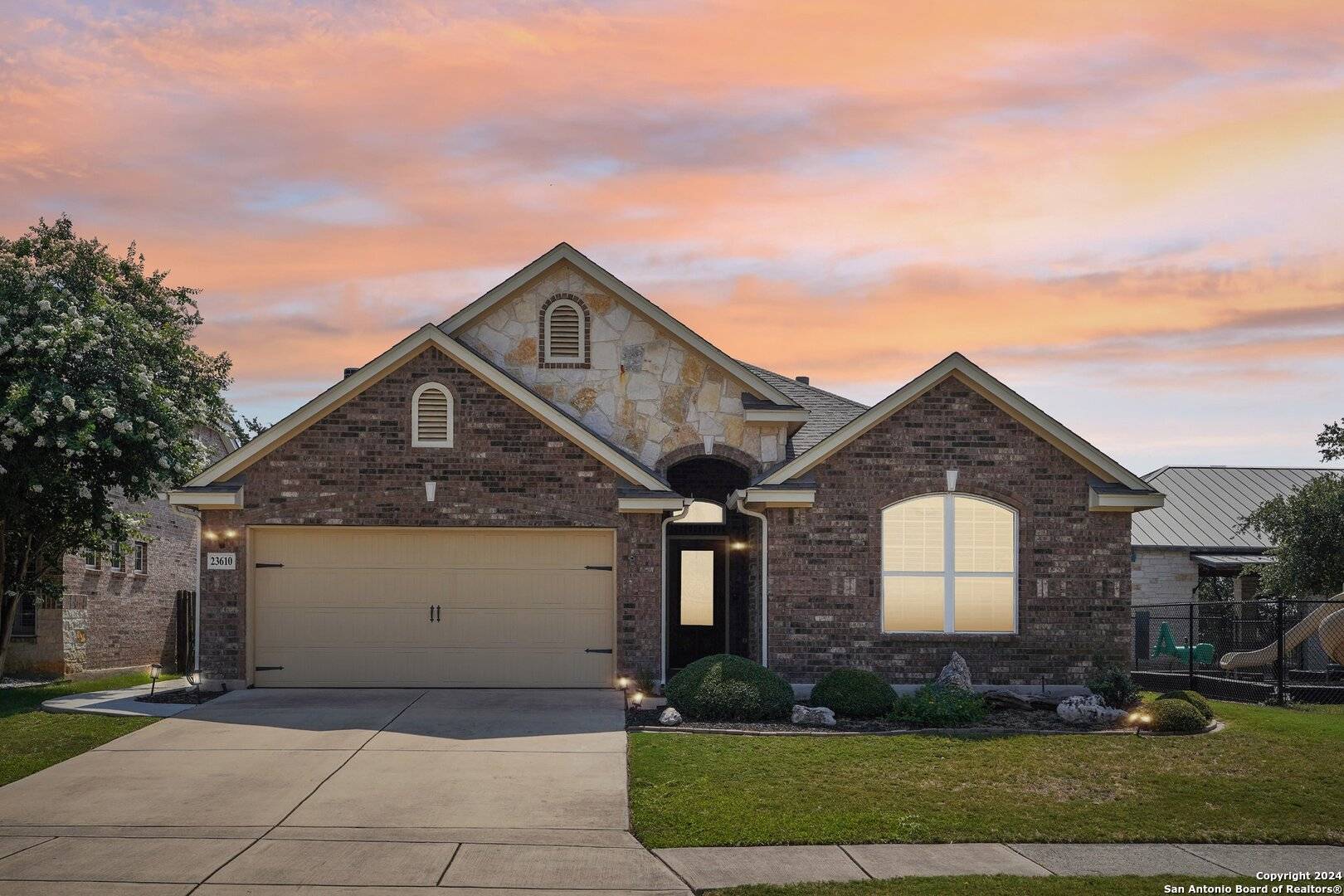 San Antonio, TX 78258-4931,23610 MISTY PEAK