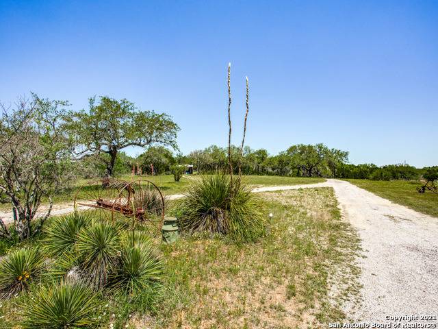 Spicewood, TX 78669,706 Paleface Ranch Rd S