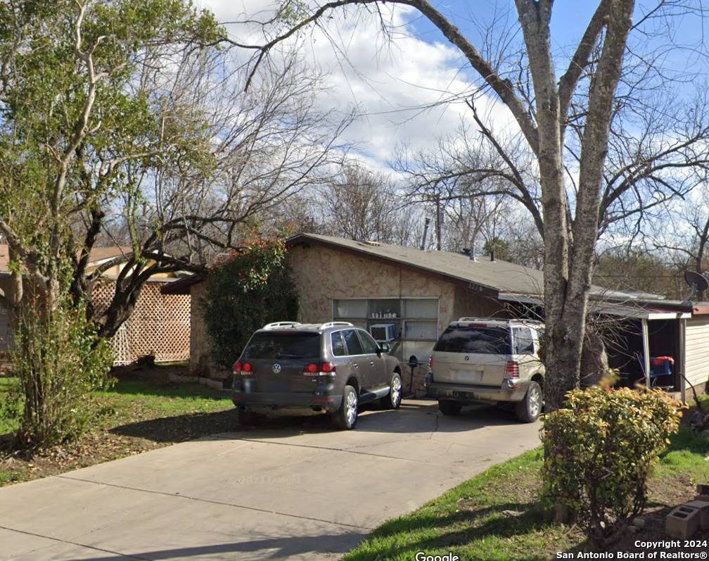 San Antonio, TX 78201-2922,1238 THORAIN BLVD