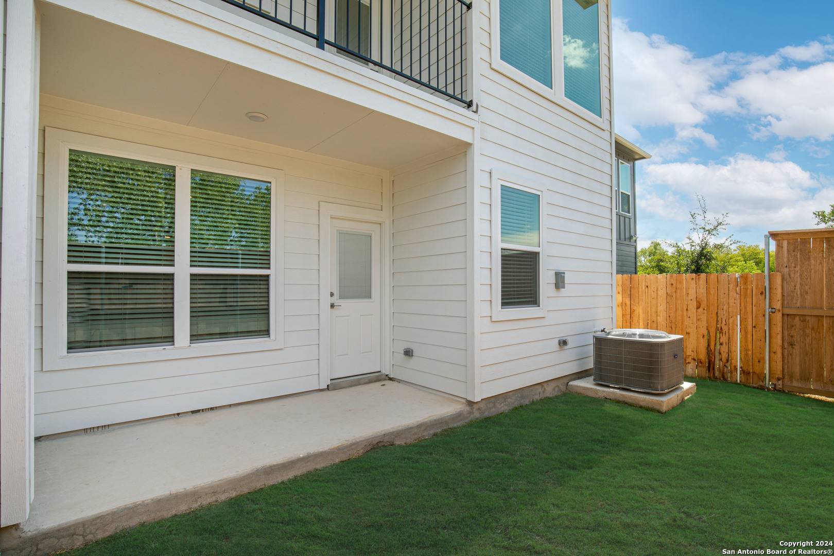 San Antonio, TX 78249,6464 Babcock Rd. Unit #208