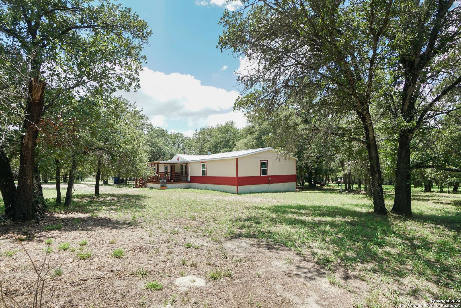 La Vernia, TX 78121,164 oak view