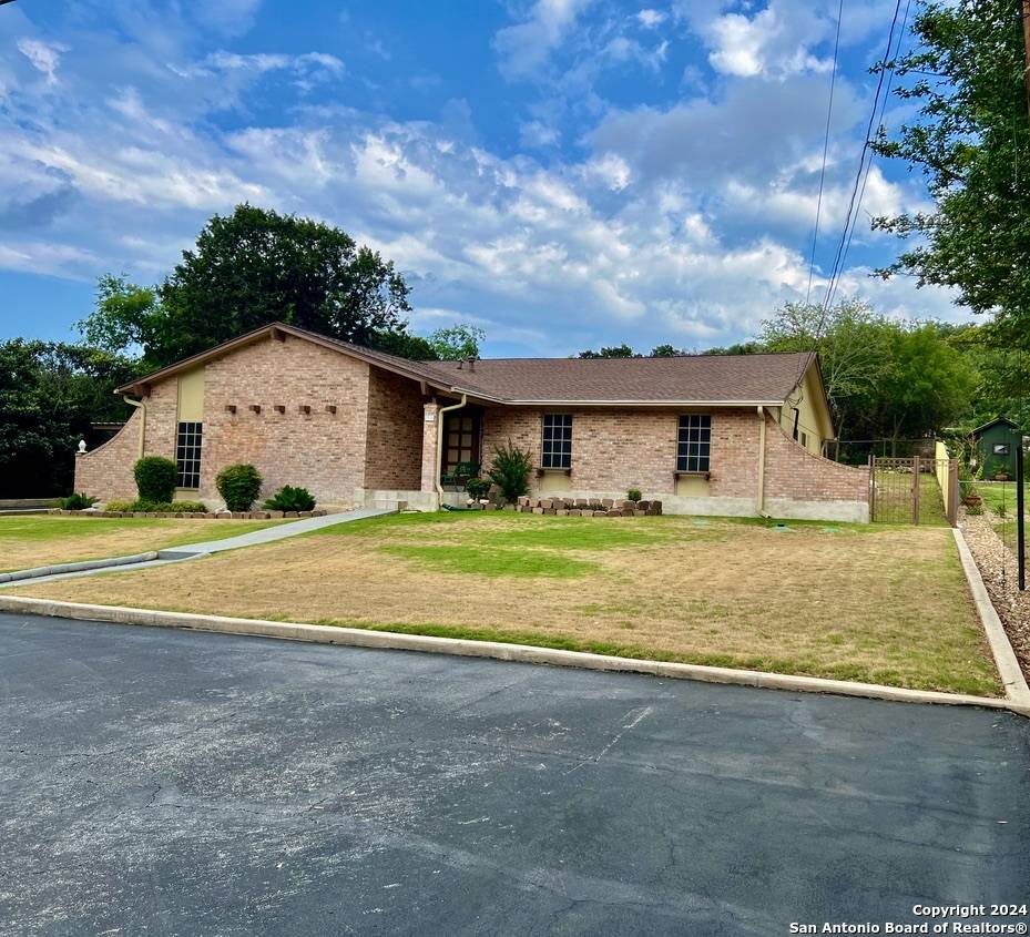 San Antonio, TX 78255,7339 Shady Hollow