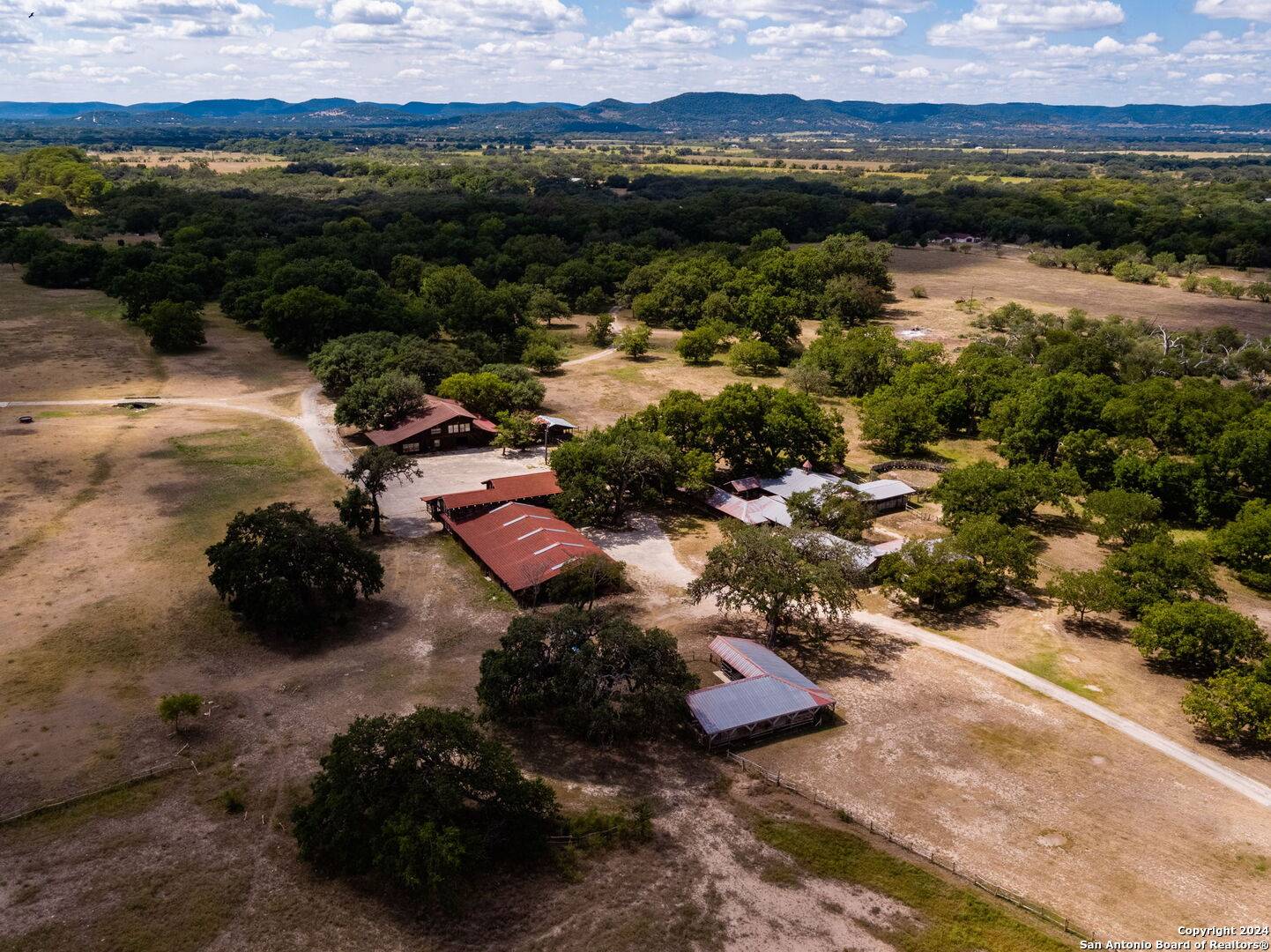 Utopia, TX 78884,810 B&R Road