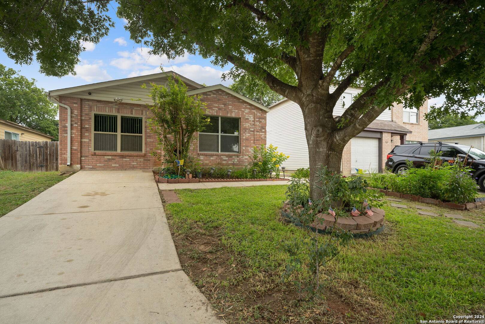 San Antonio, TX 78250-4942,9245 VILLAGE BROWN