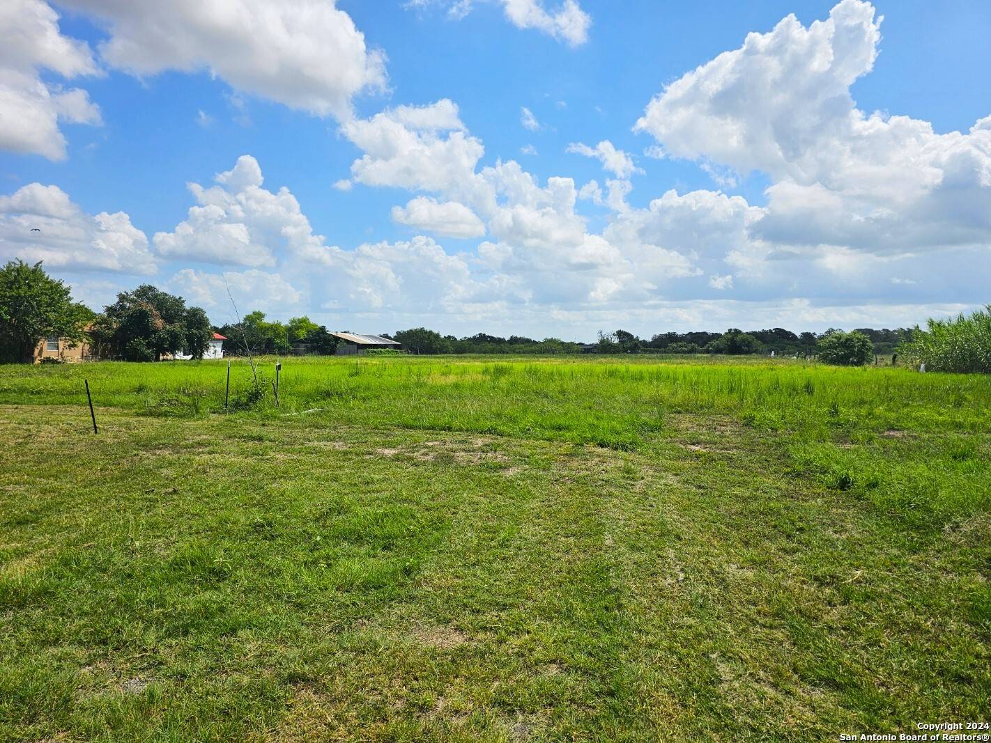 Kingsbury, TX 78638,1945 & 1965 Woodrow Center RD