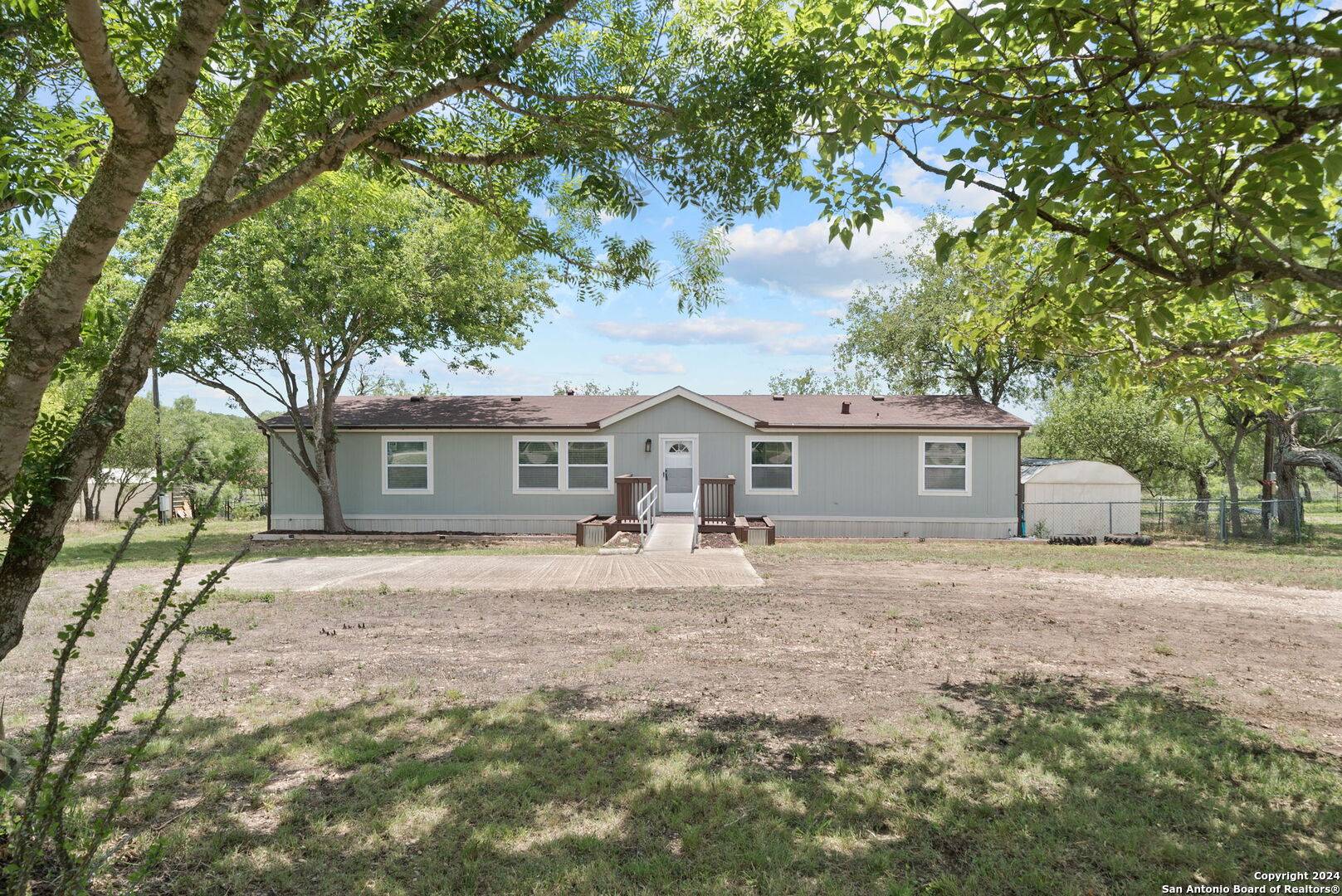 Hondo, TX 78861,249 County Road 459