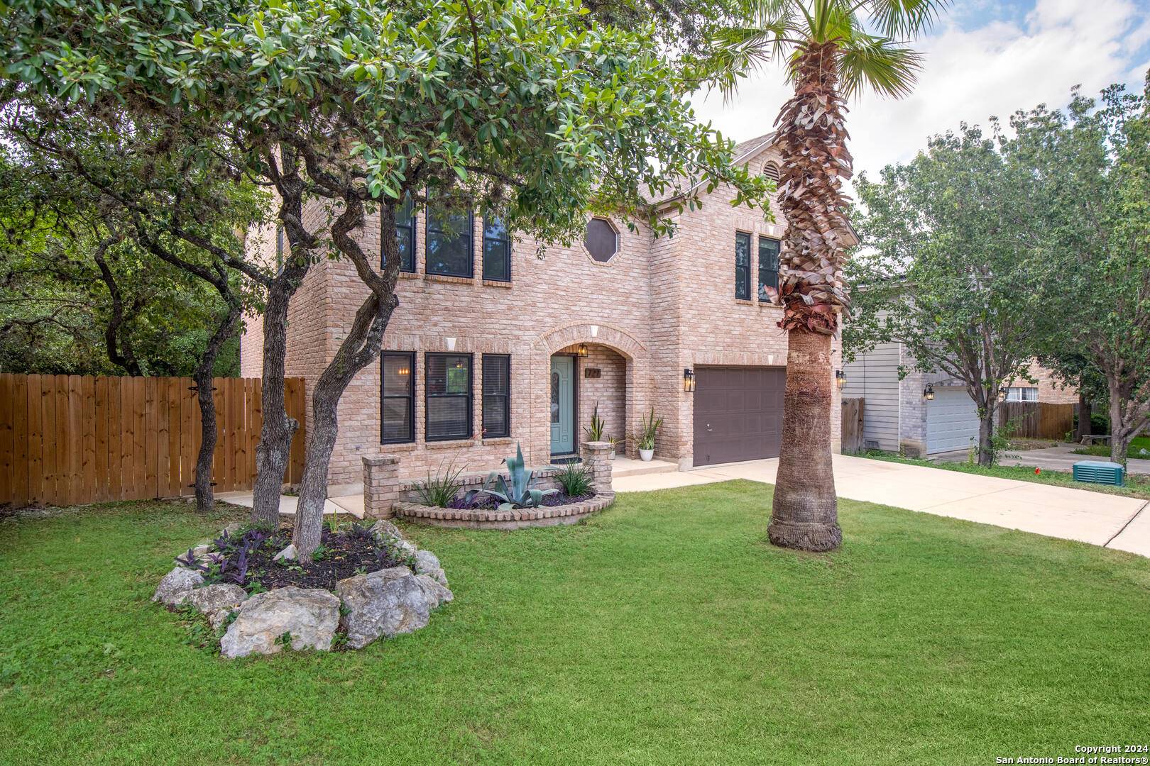 San Antonio, TX 78245-2335,727 CLOVER CRK