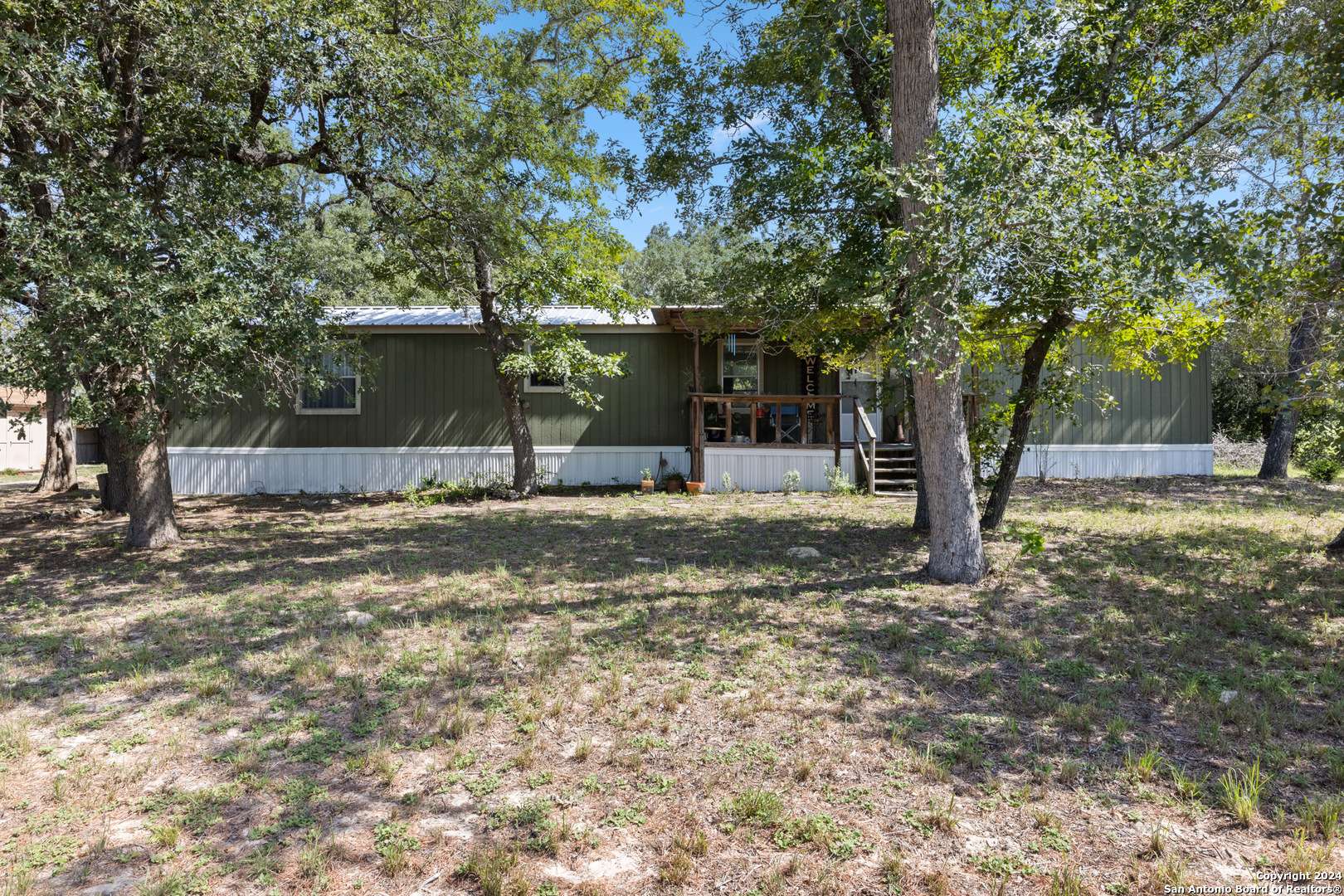 Seguin, TX 78155-8859,250 BRIDLEWOOD PATH