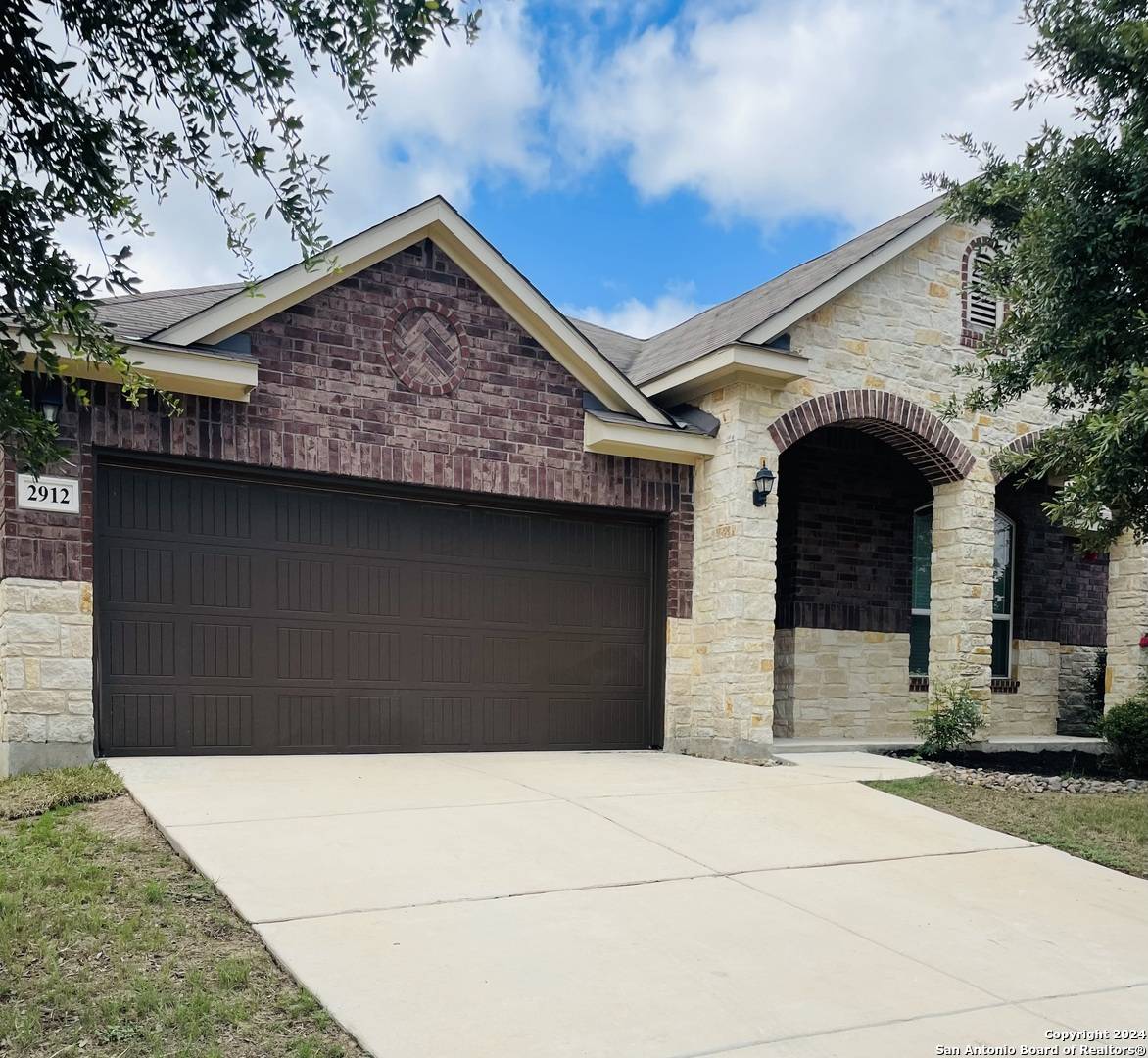 Schertz, TX 78108-3489,2912 MISTYWOOD LN