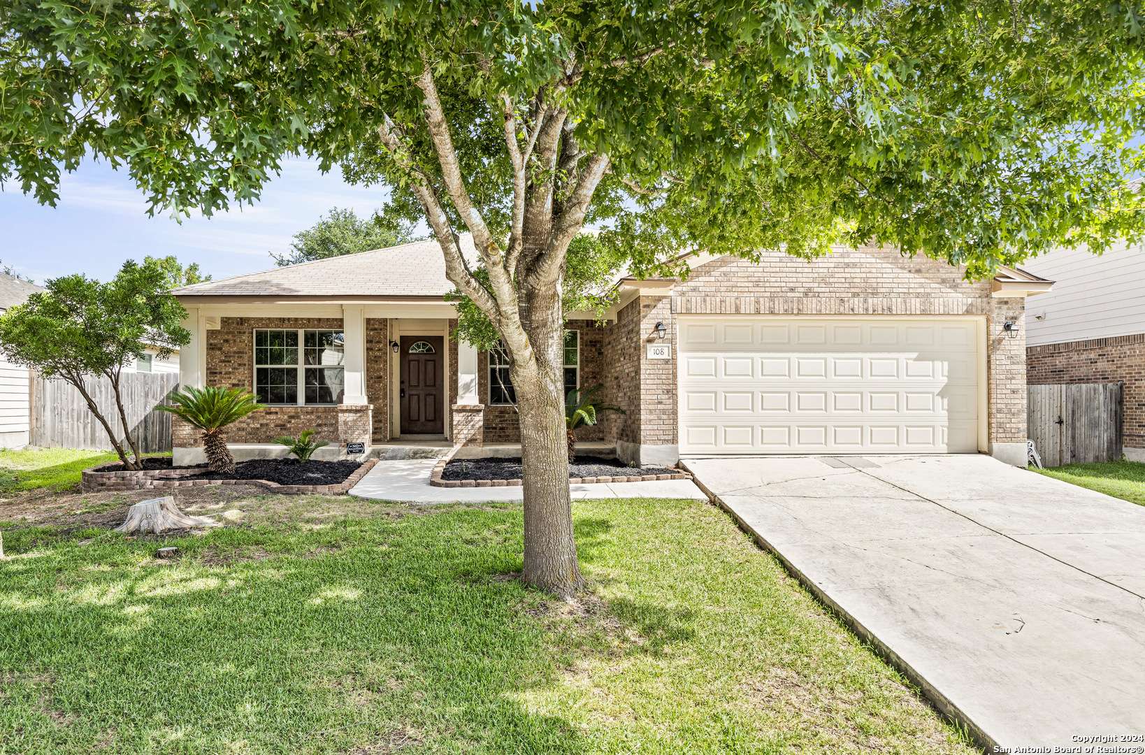 Cibolo, TX 78108-4262,108 HIDDEN FAWN