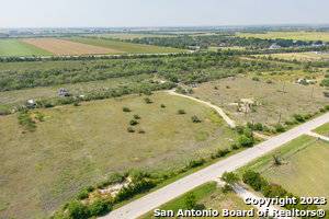 Cibolo, TX 78108,670 Country Ln