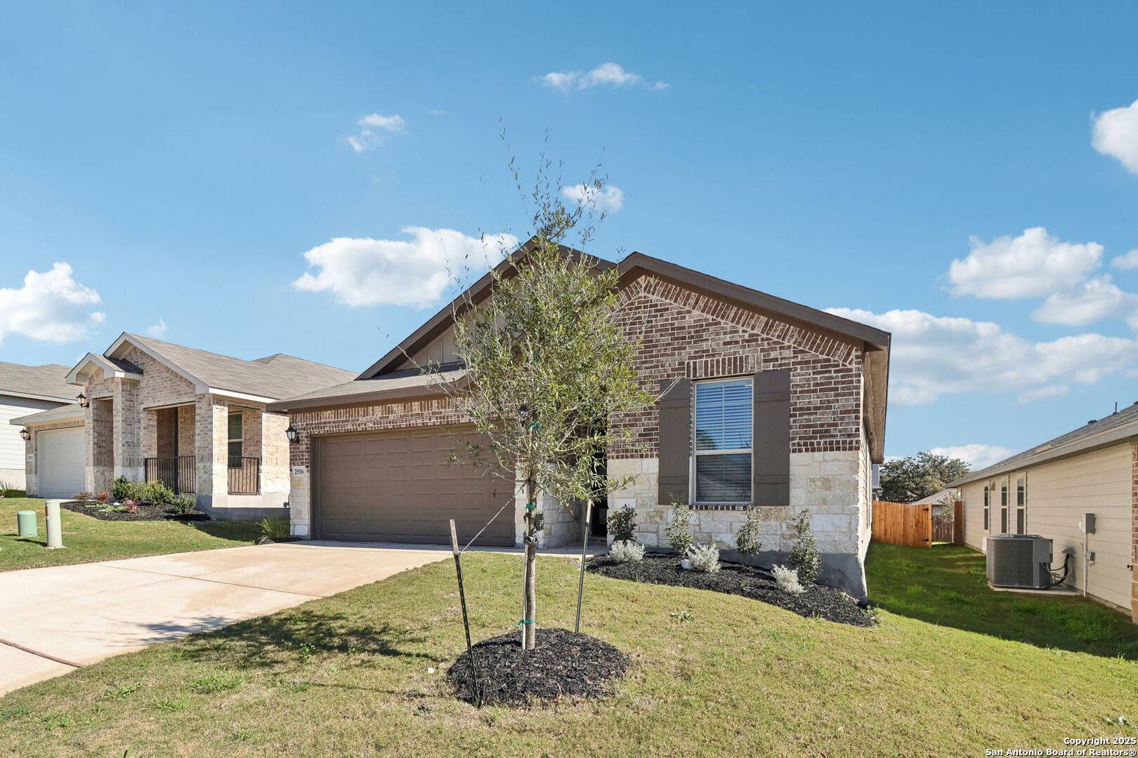 Boerne, TX 78006,25916 Marigold Oaks