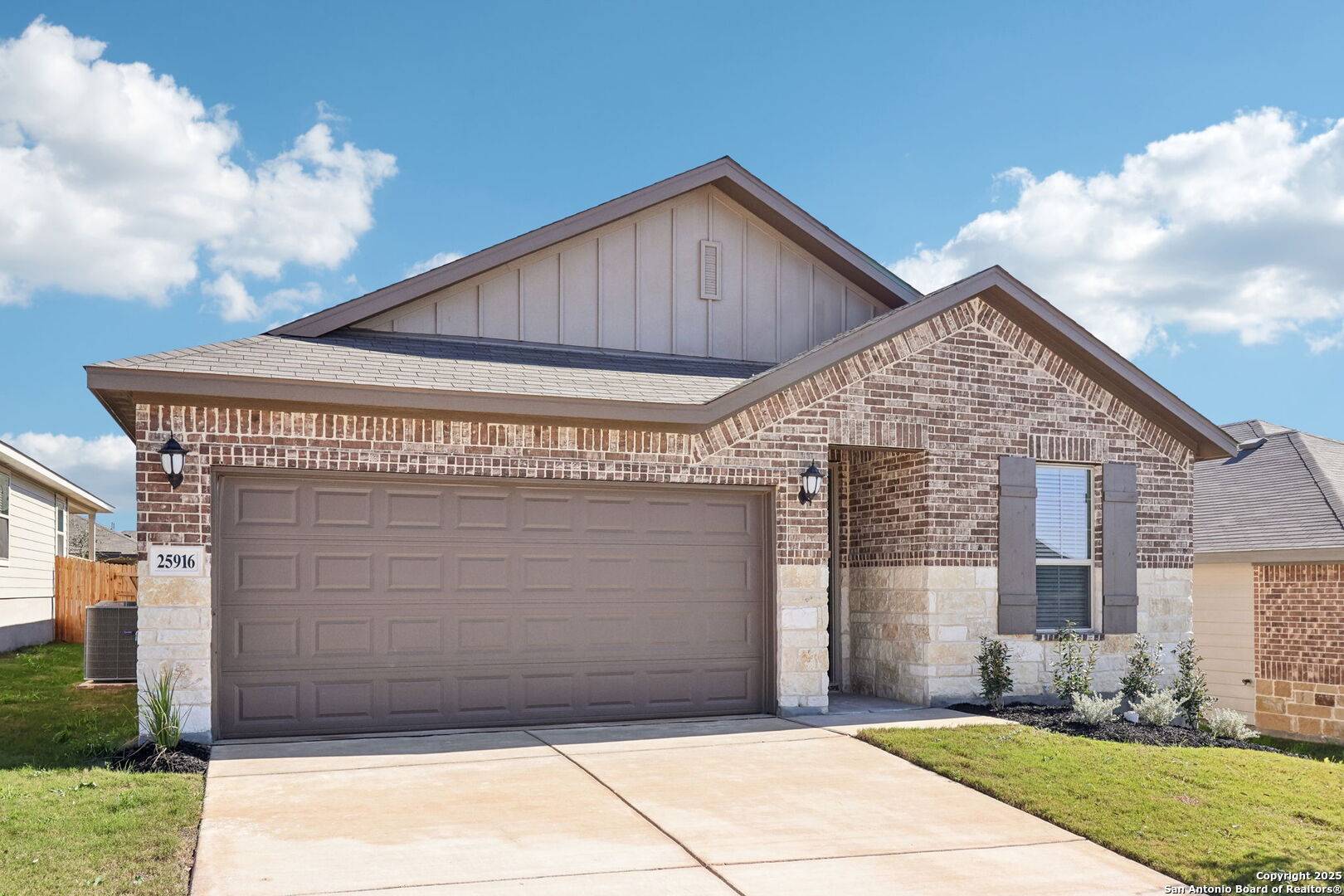 Boerne, TX 78006,25916 Marigold Oaks