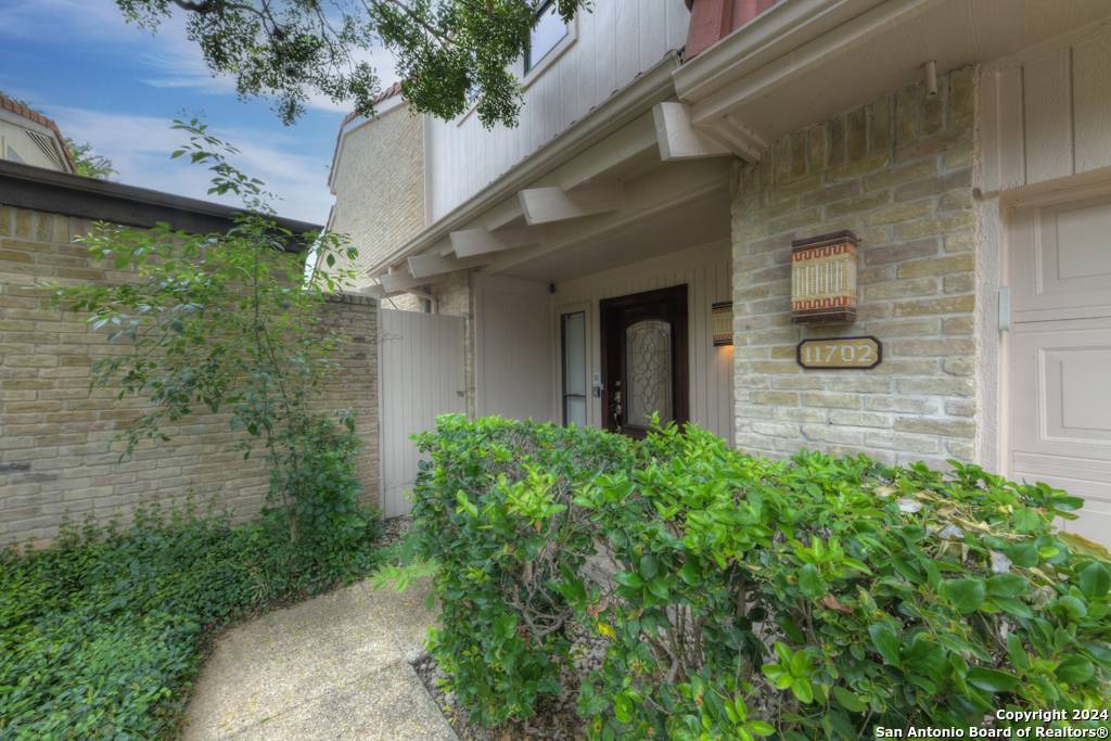 San Antonio, TX 78230,11702 Pepper Tree