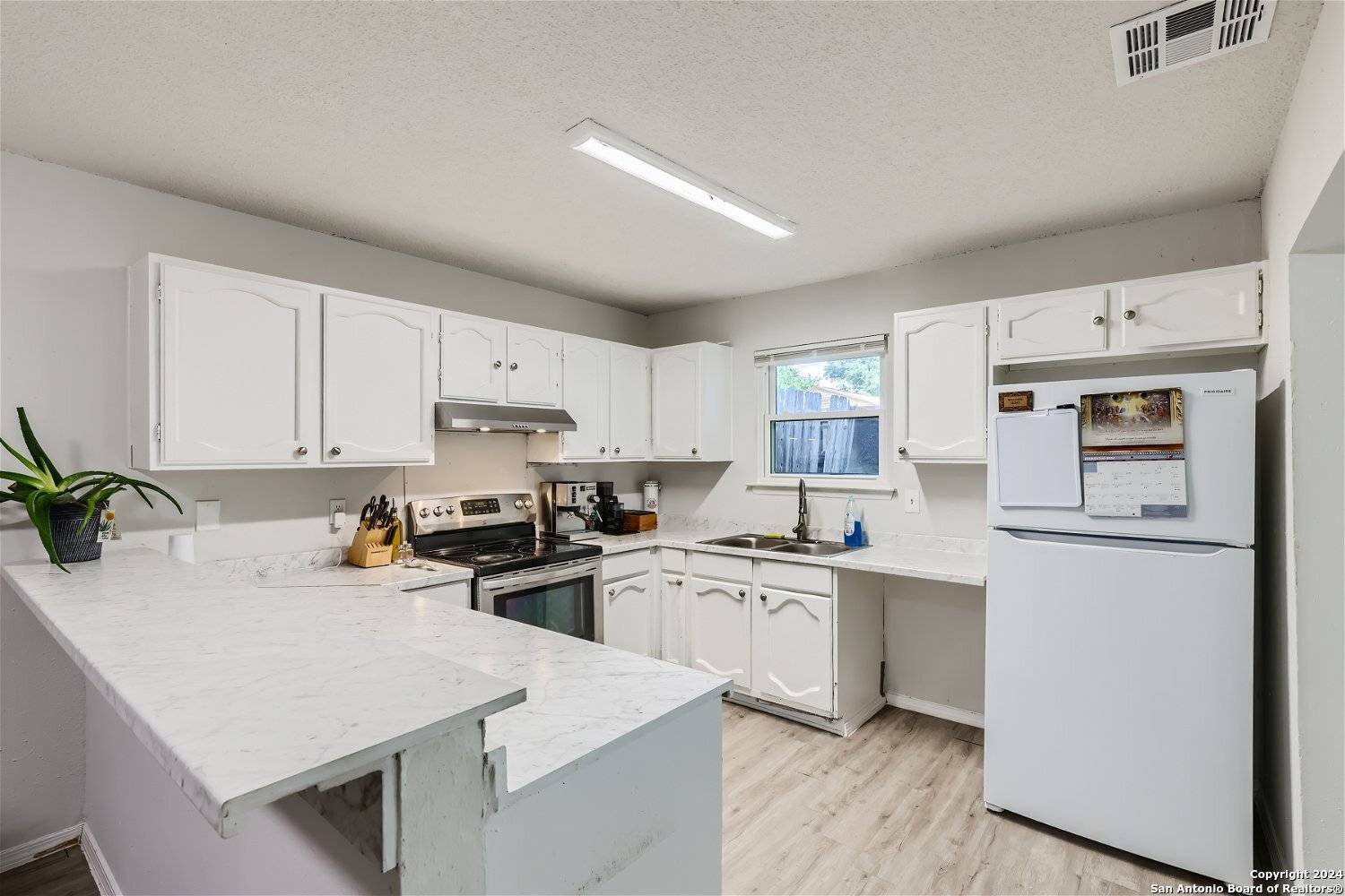 San Antonio, TX 78239-3328,6829 OLDHAM