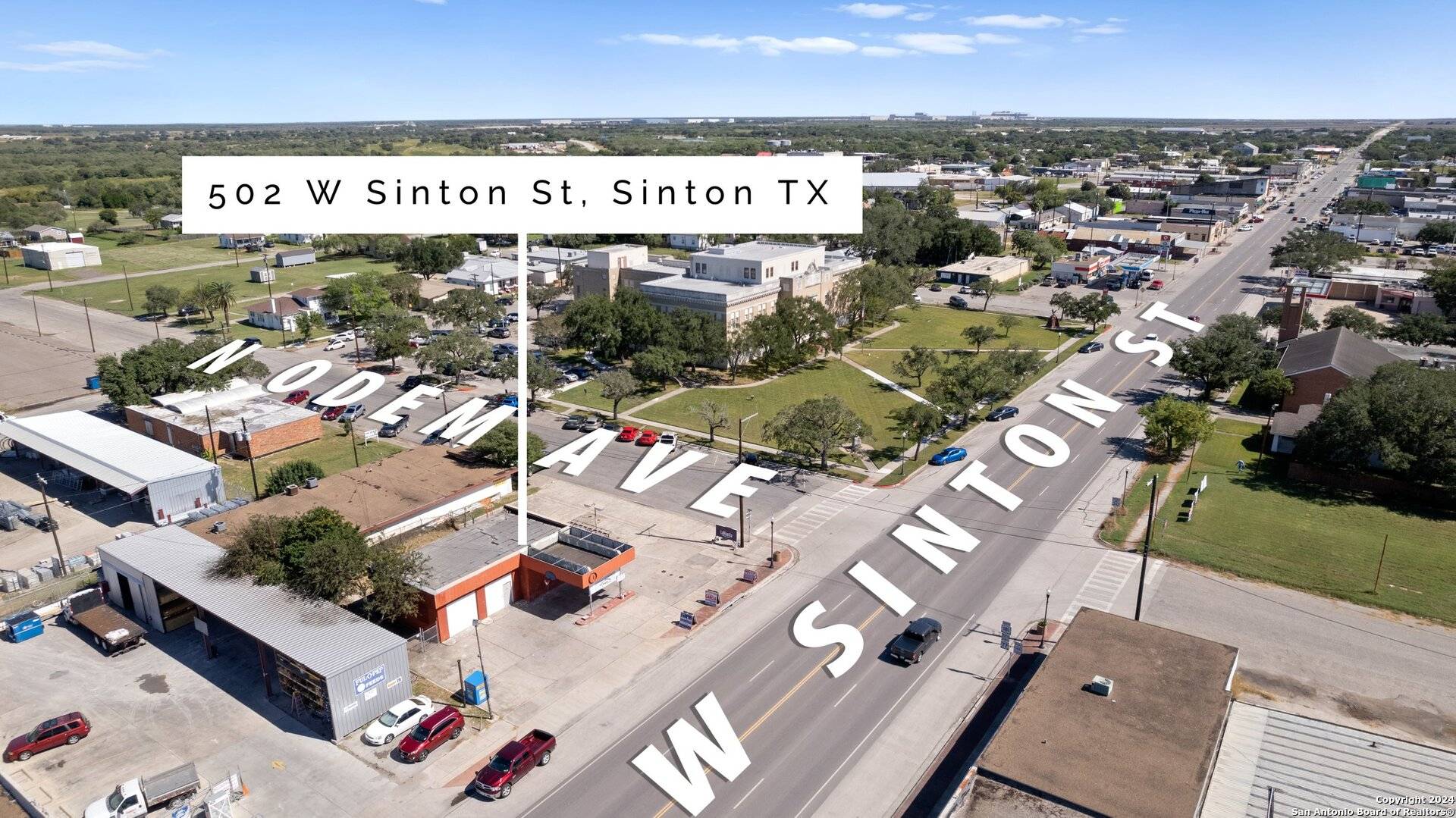 Sinton, TX 78387,502 Sinton St