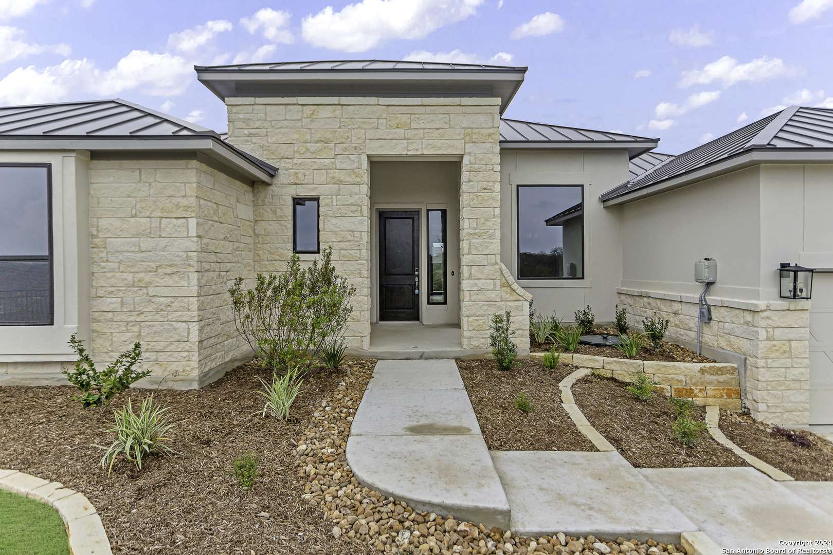 Boerne, TX 78006-2218,72 MONARCA BLVD