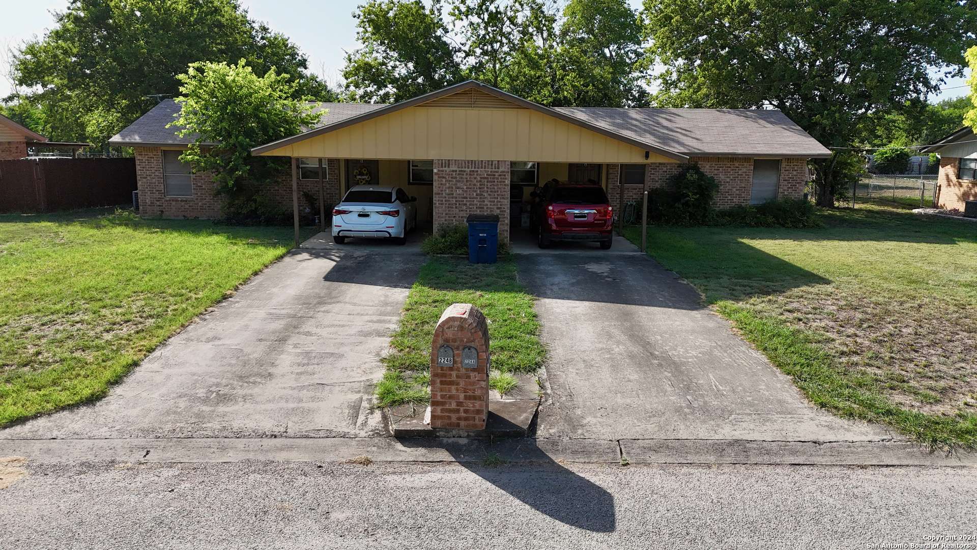 New Braunfels, TX 78130-1845,224 WEST ST