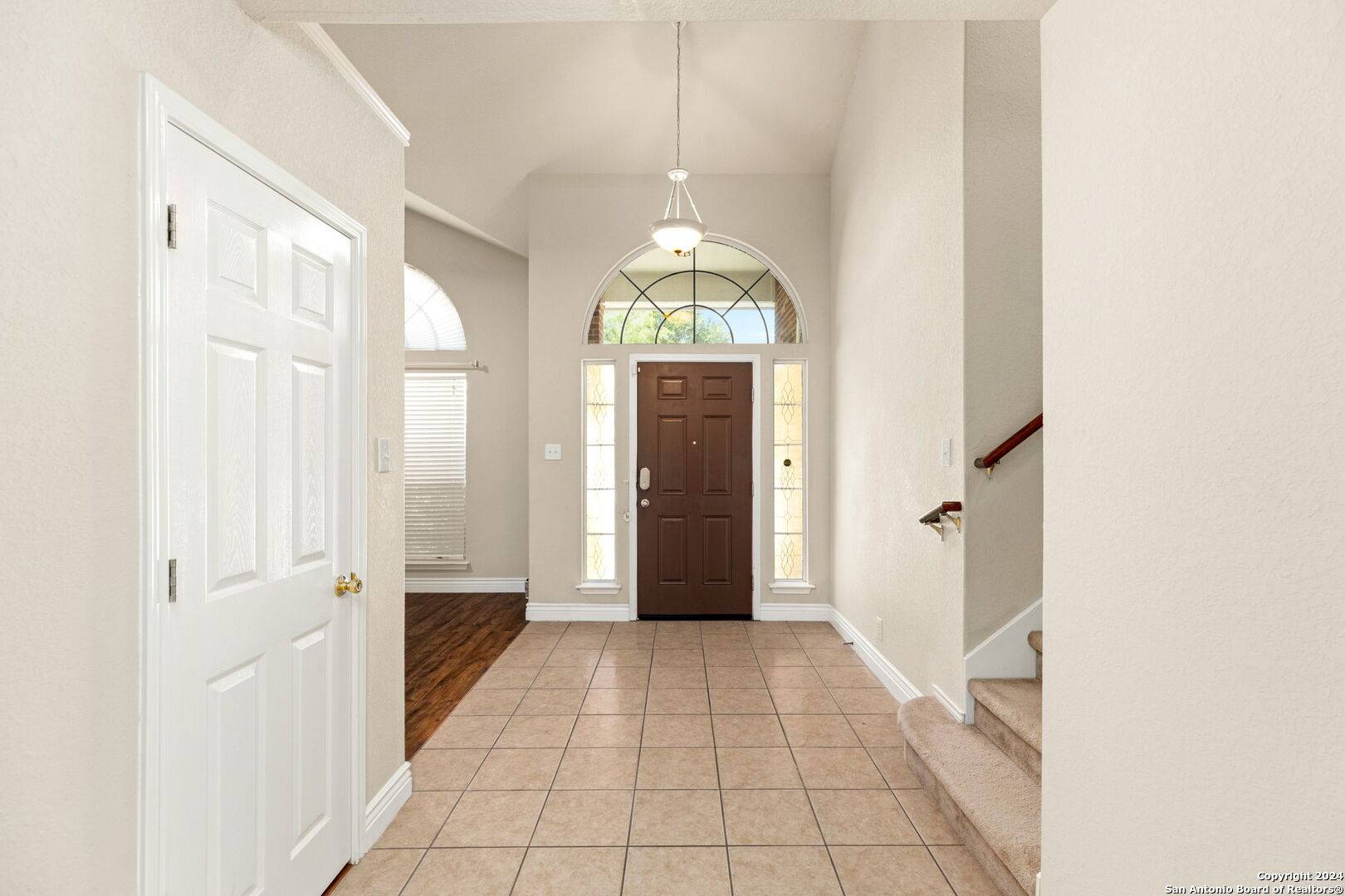 San Antonio, TX 78223-3888,7830 BLACK OAK PASS