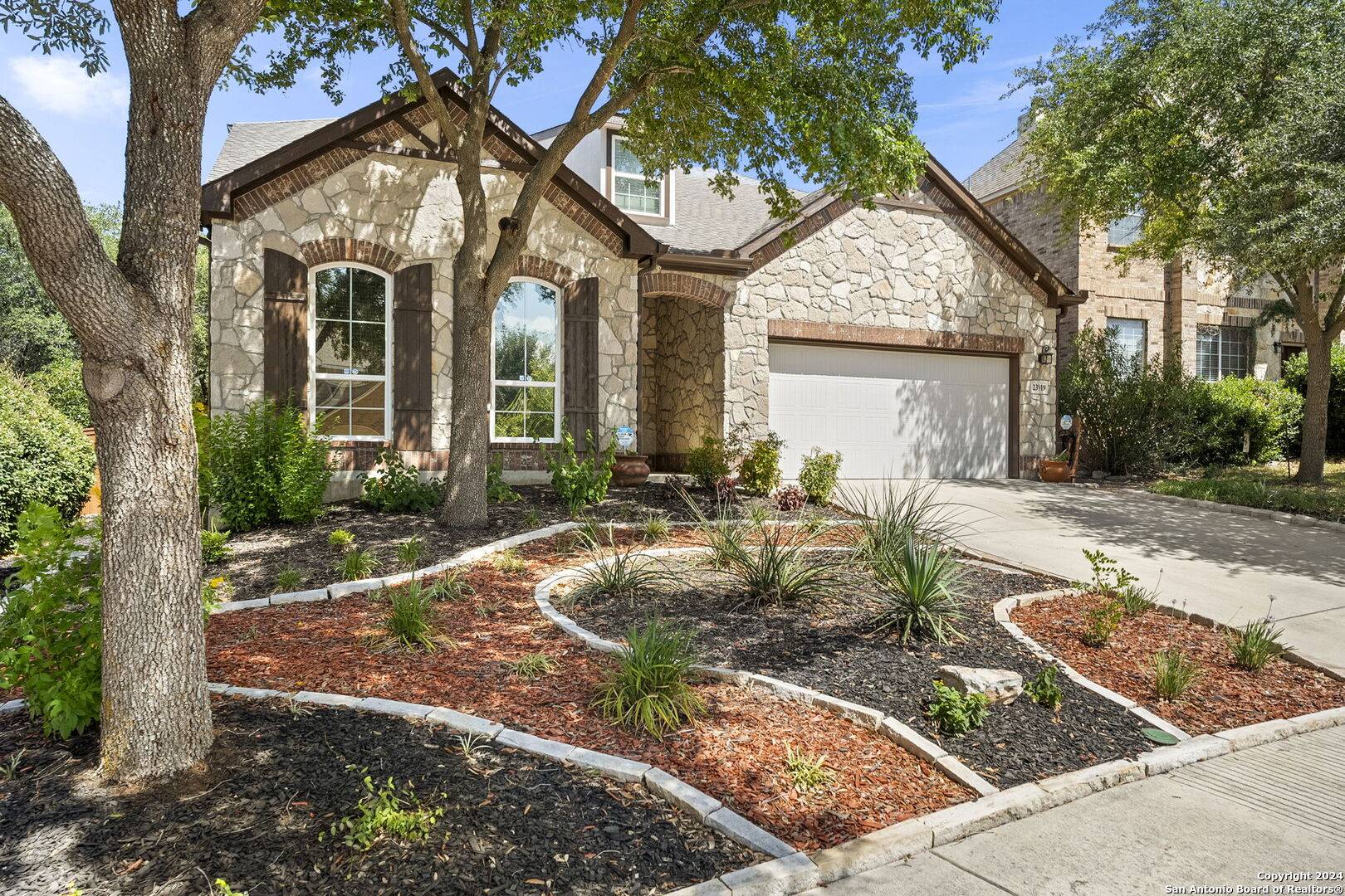 San Antonio, TX 78261-2691,23919 WATERHOLE LN