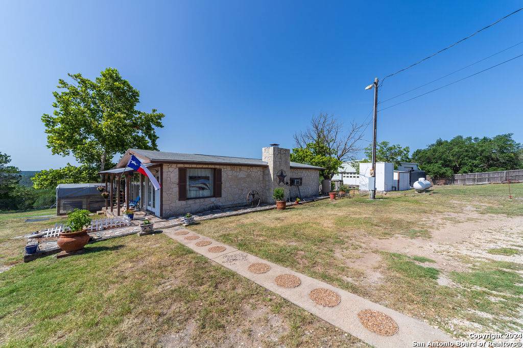 Kerrville, TX 78028,256 Backacre Rd.