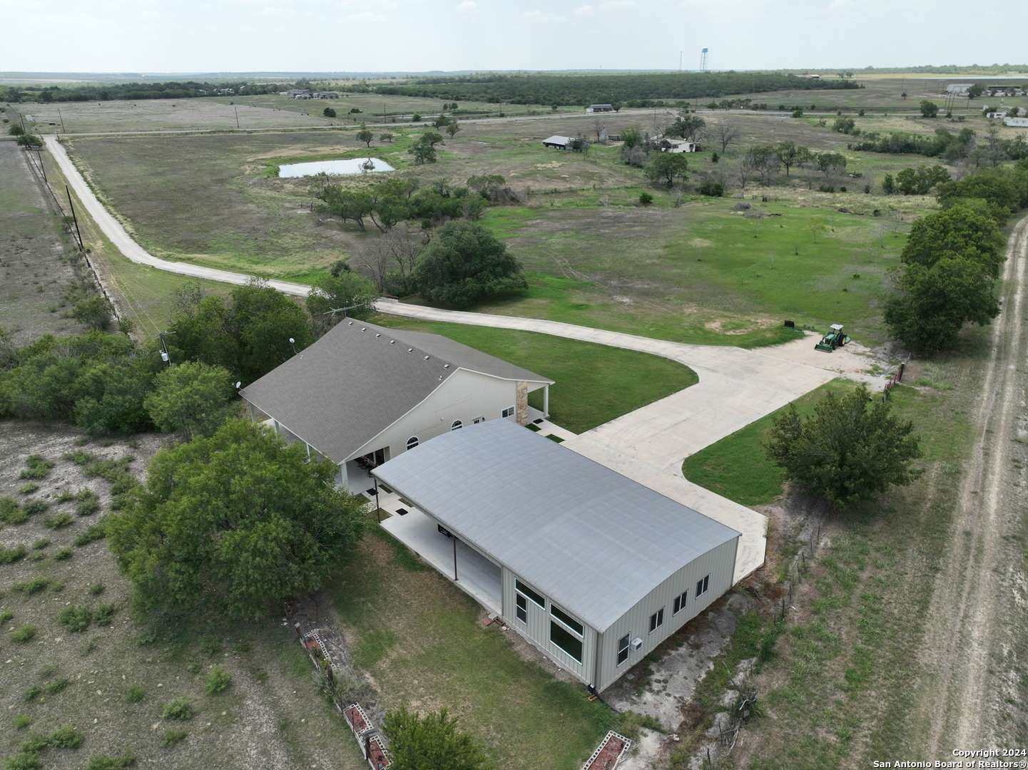 Devine, TX 78016,15794 FM 471 S