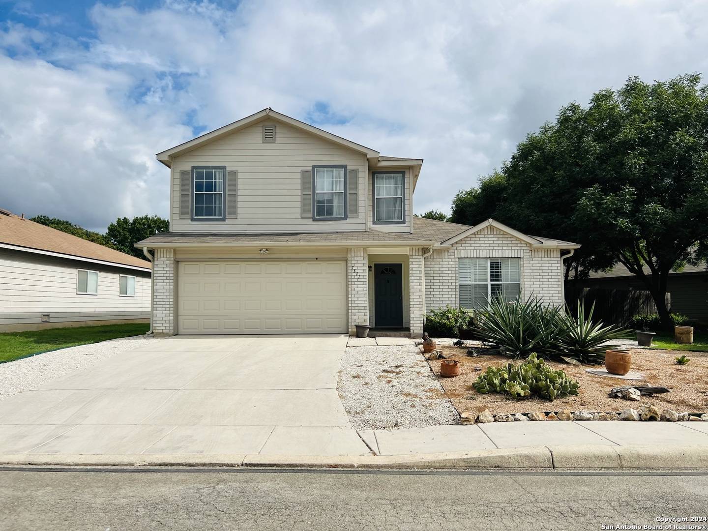 San Antonio, TX 78249,7311 Carriage Bend