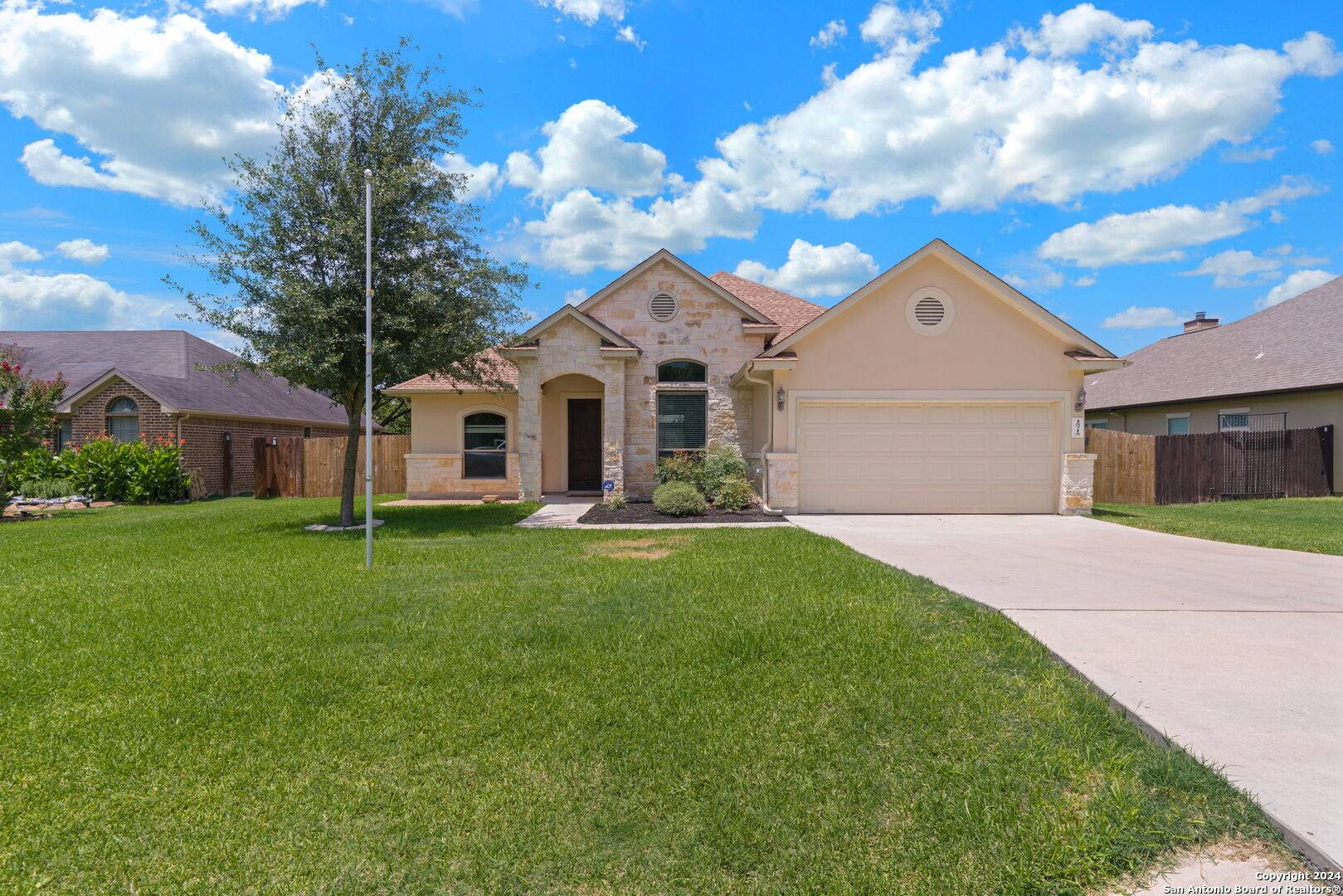 Selma, TX 78154-1856,15715 FOX LN
