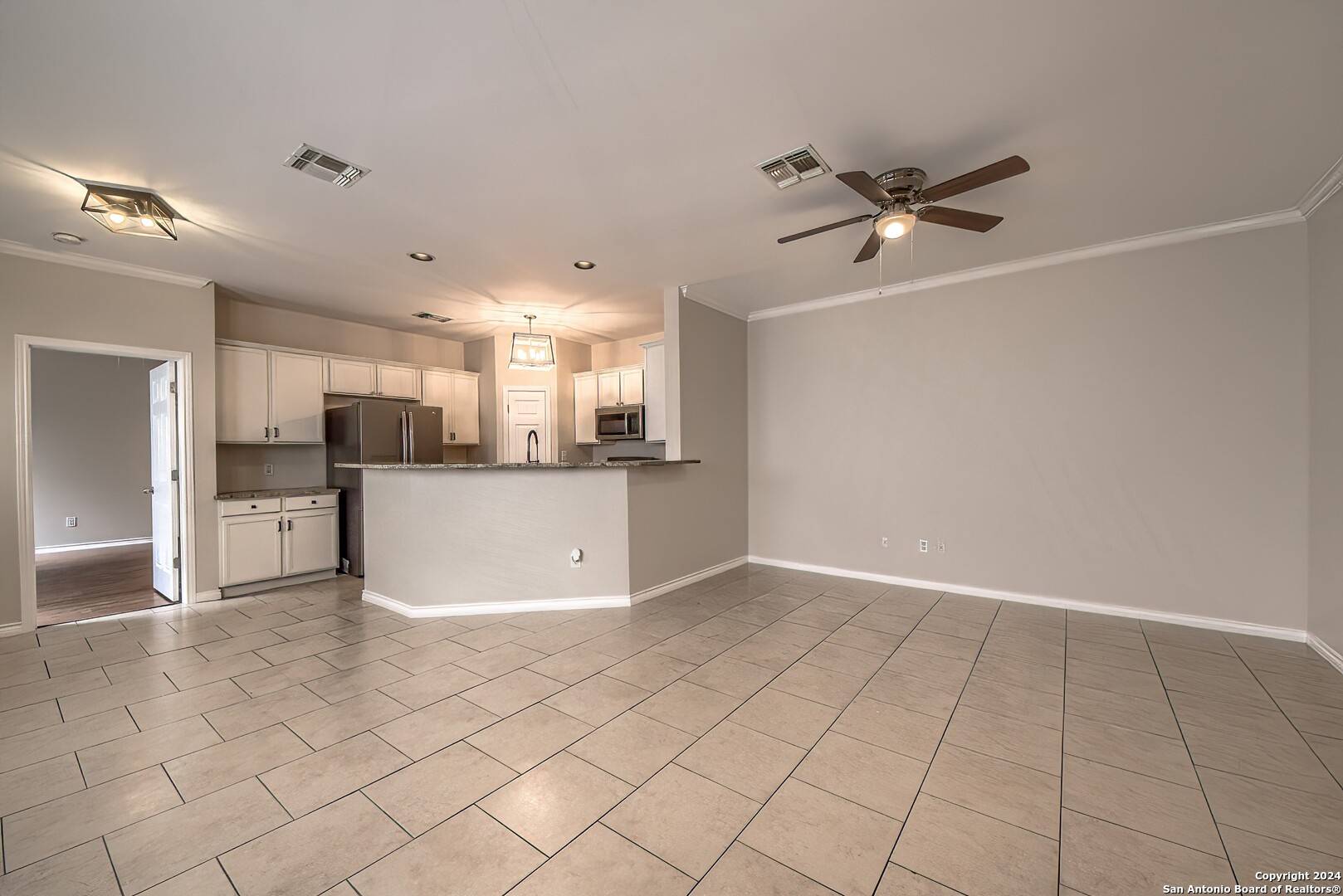 San Antonio, TX 78240-2419,7053 TOURANT RD