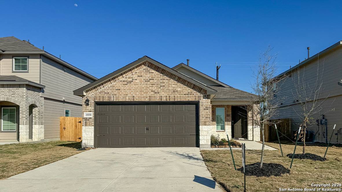 Von Ormy, TX 78073,15550 Lemon Pepper Creek