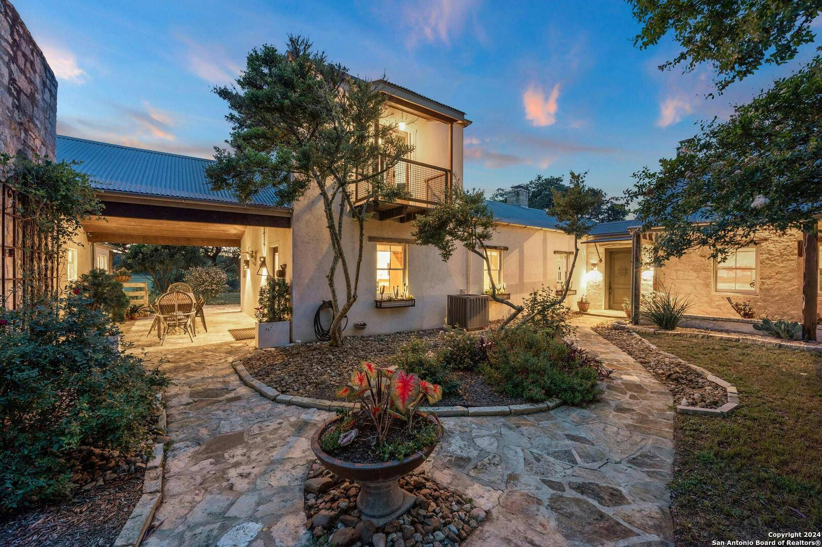 Spring Branch, TX 78070,341 stallion estates
