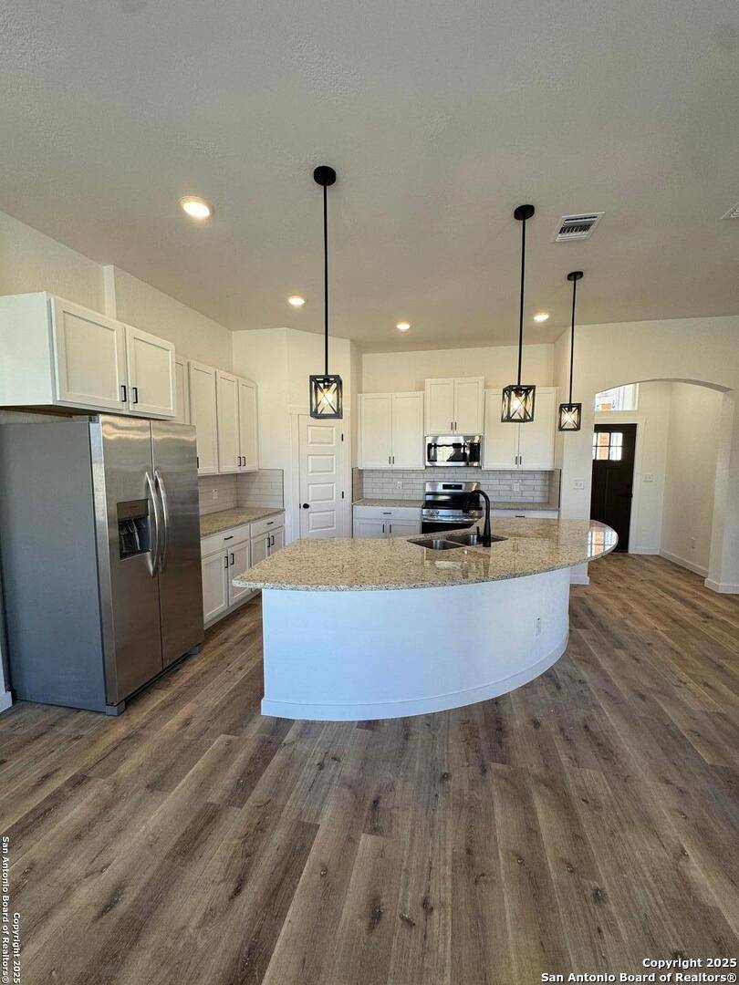 Three Rivers, TX 78071,2002 Owens Ave
