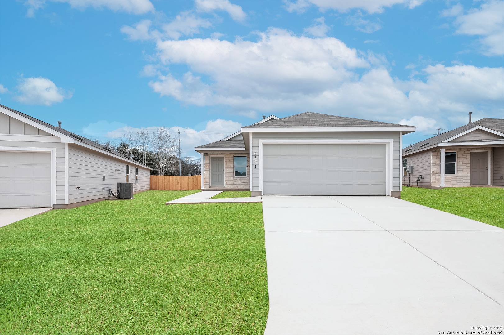 San Antonio, TX 78223,6953 Dorato Ridge