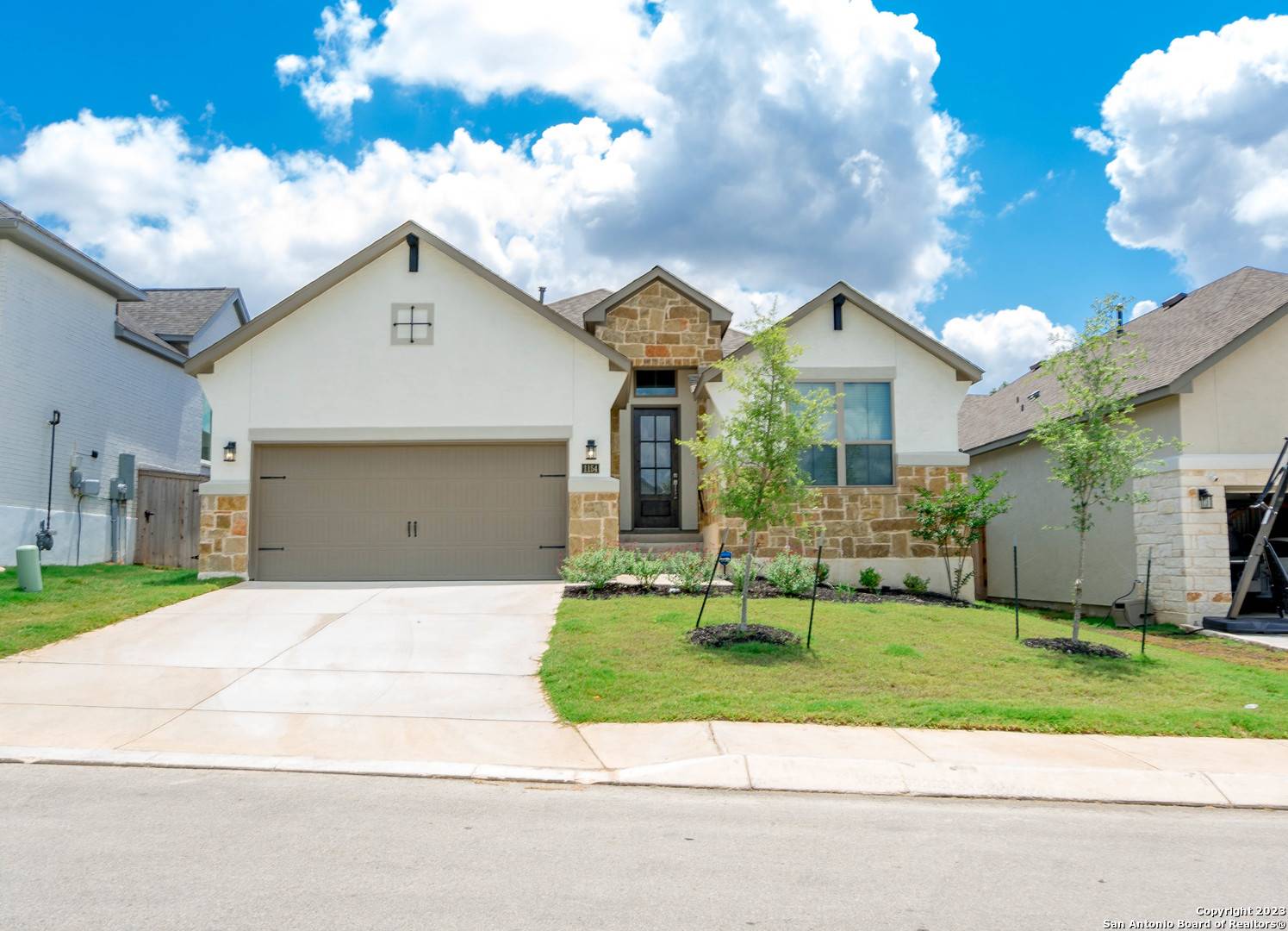 San Antonio, TX 78260-1447,1154 Cadogan Squire