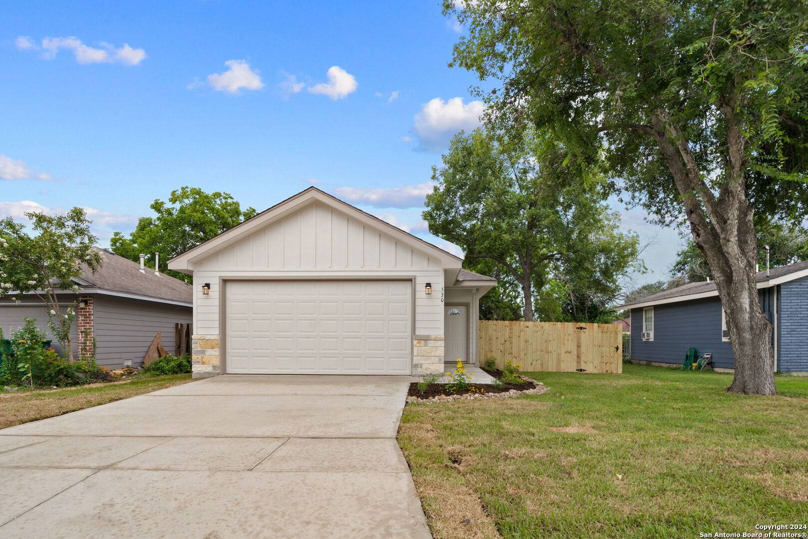 Universal City, TX 78148,530 BYRD BLVD