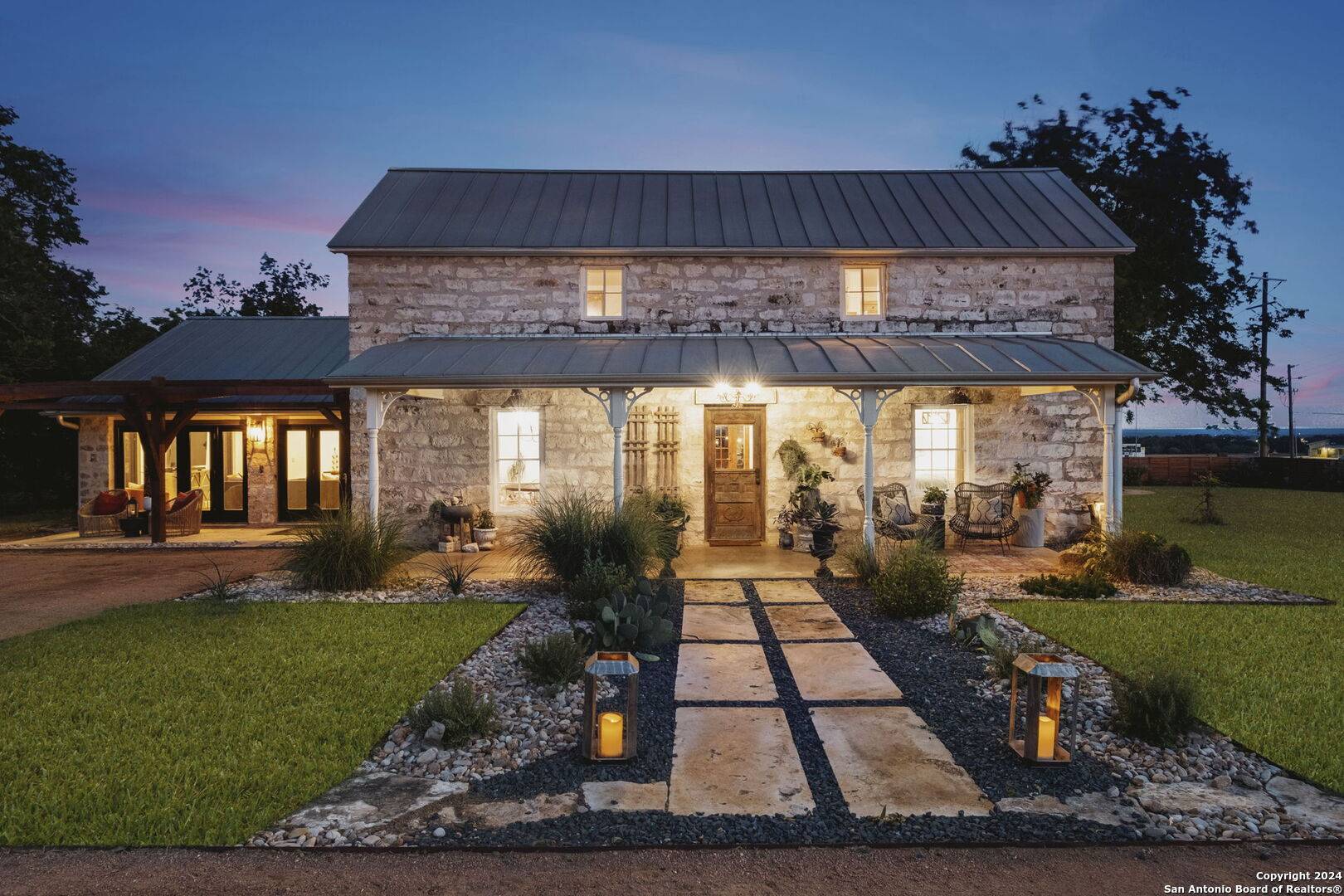 Fredericksburg, TX 78624,271 Smokehouse Rd