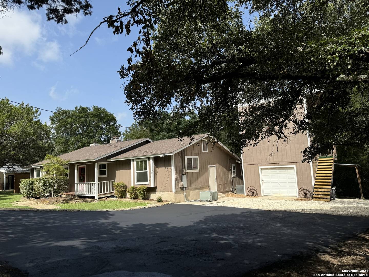 Boerne, TX 78006-8954,104 Eagle Ct