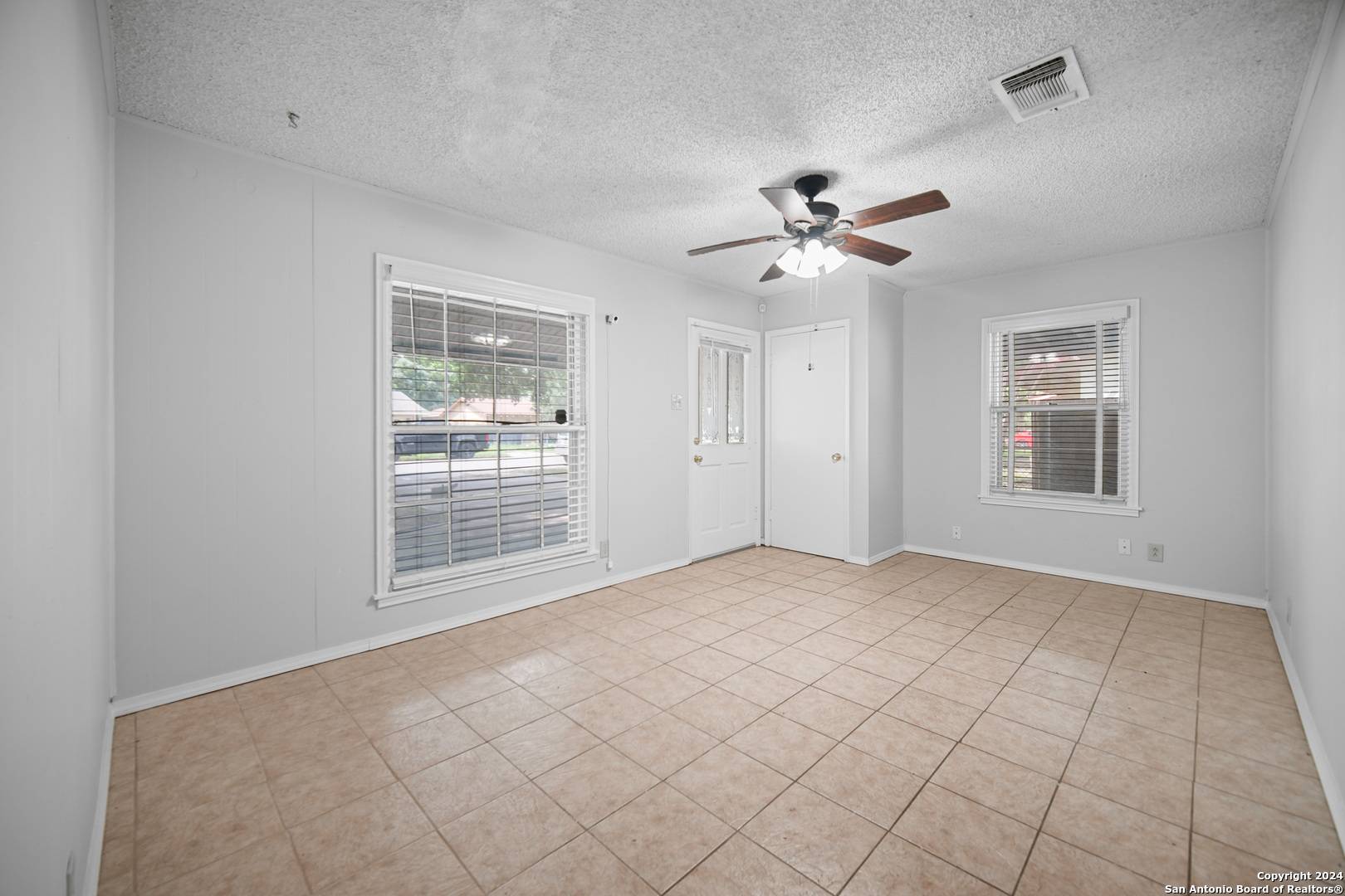 San Antonio, TX 78223-3203,131 PALFREY ST