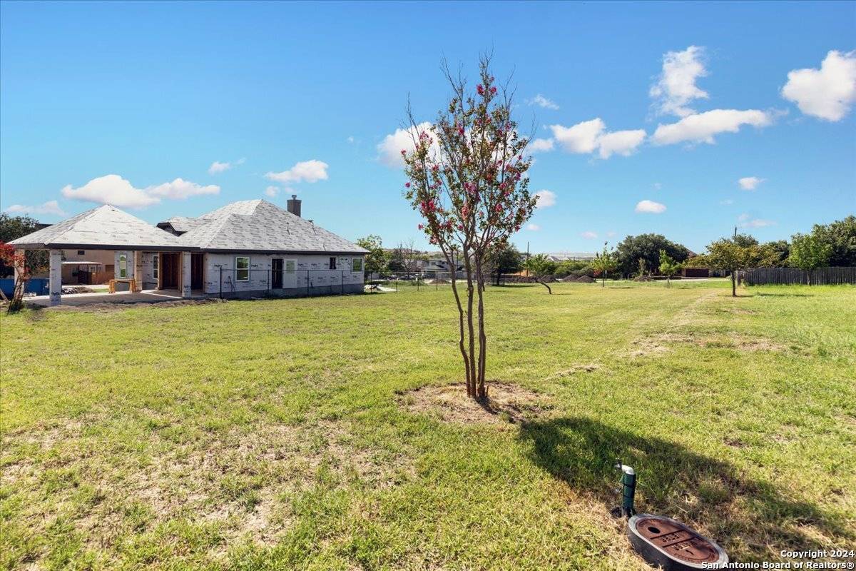 Selma, TX 78154-3300,0 BLK 36 LOT 2 ALTON BLVD