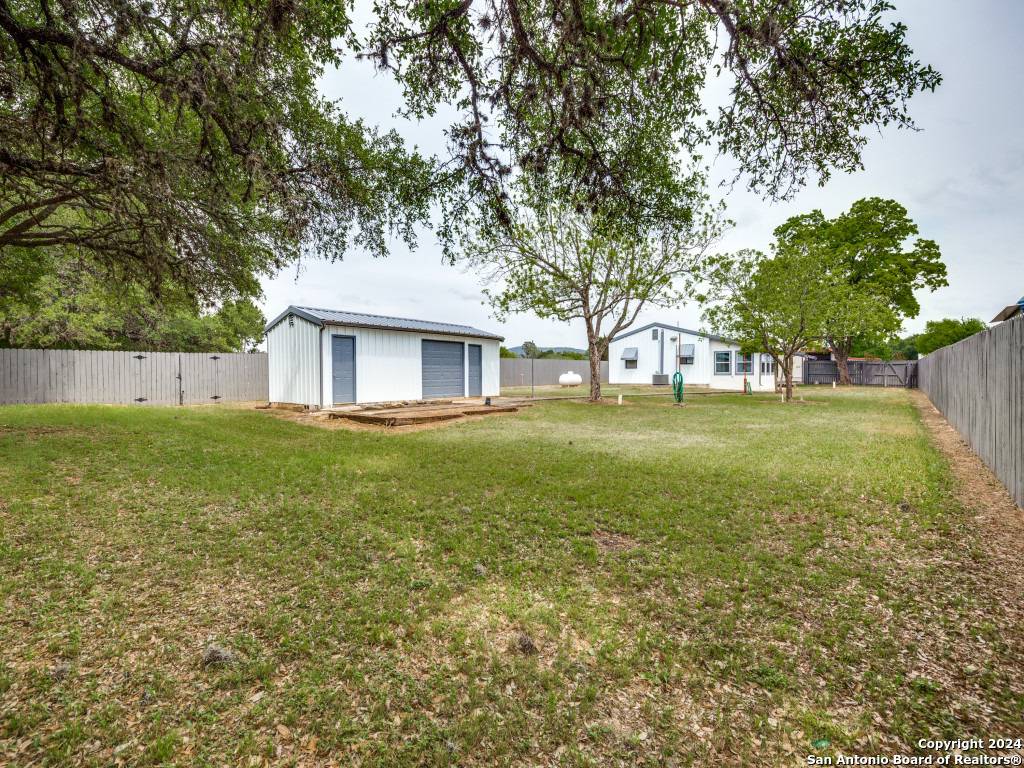 Pipe Creek, TX 78063,265 Star Lane