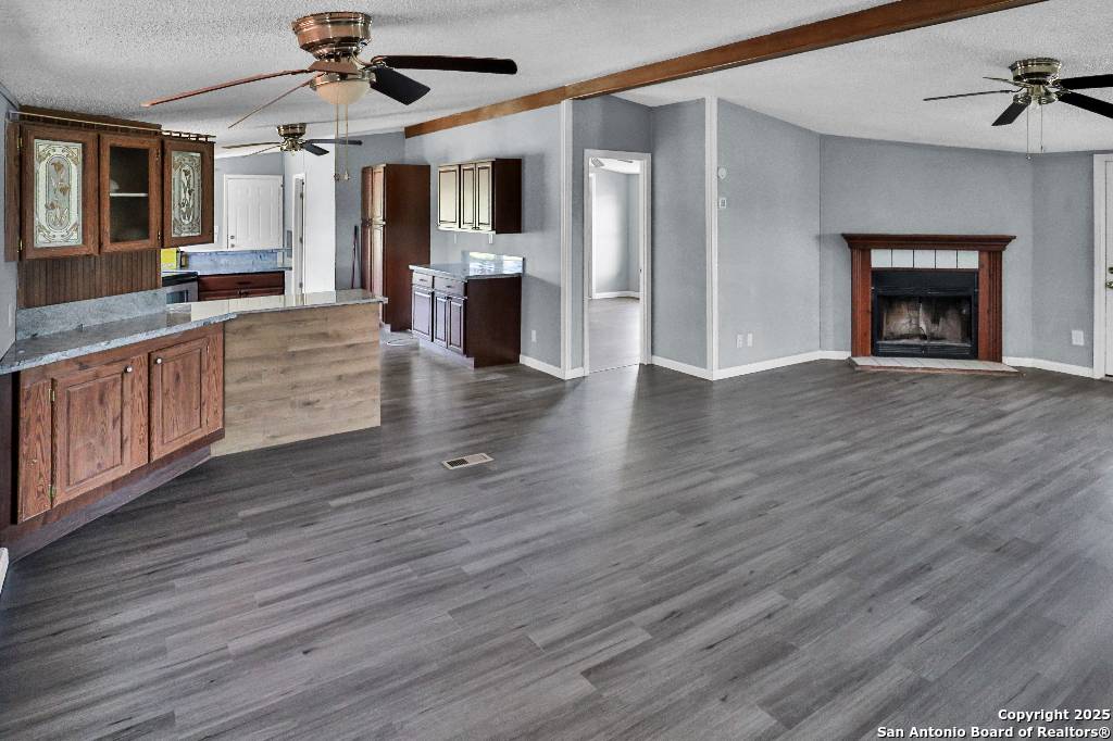 Castroville, TX 78009,106 CR 5600