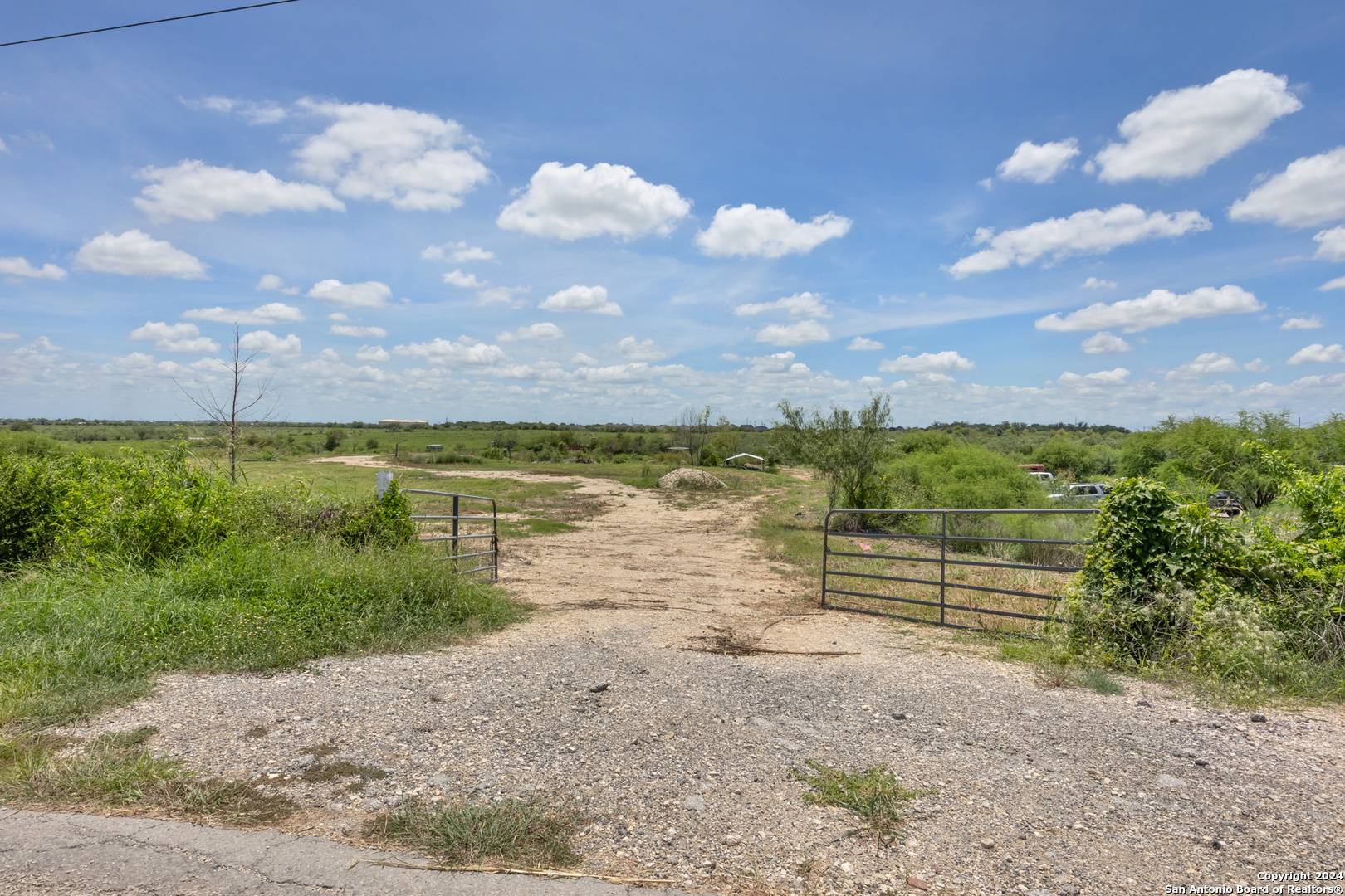 Cibolo, TX 78108,802 Country Lane