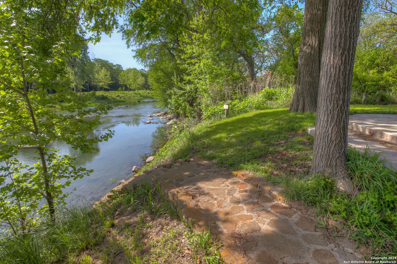 New Braunfels, TX 78130,0 Ervendberg Ave
