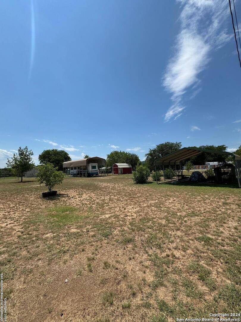 Bandera, TX 78003,405 SIESTA DR