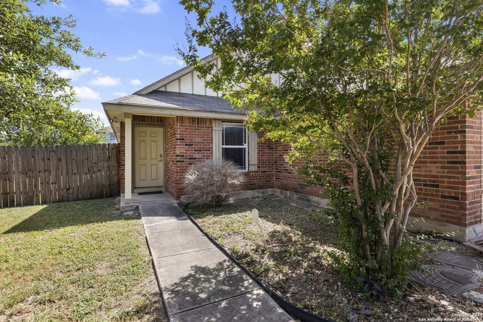 San Antonio, TX 78245-1683,8602 LIMPKIN COURT