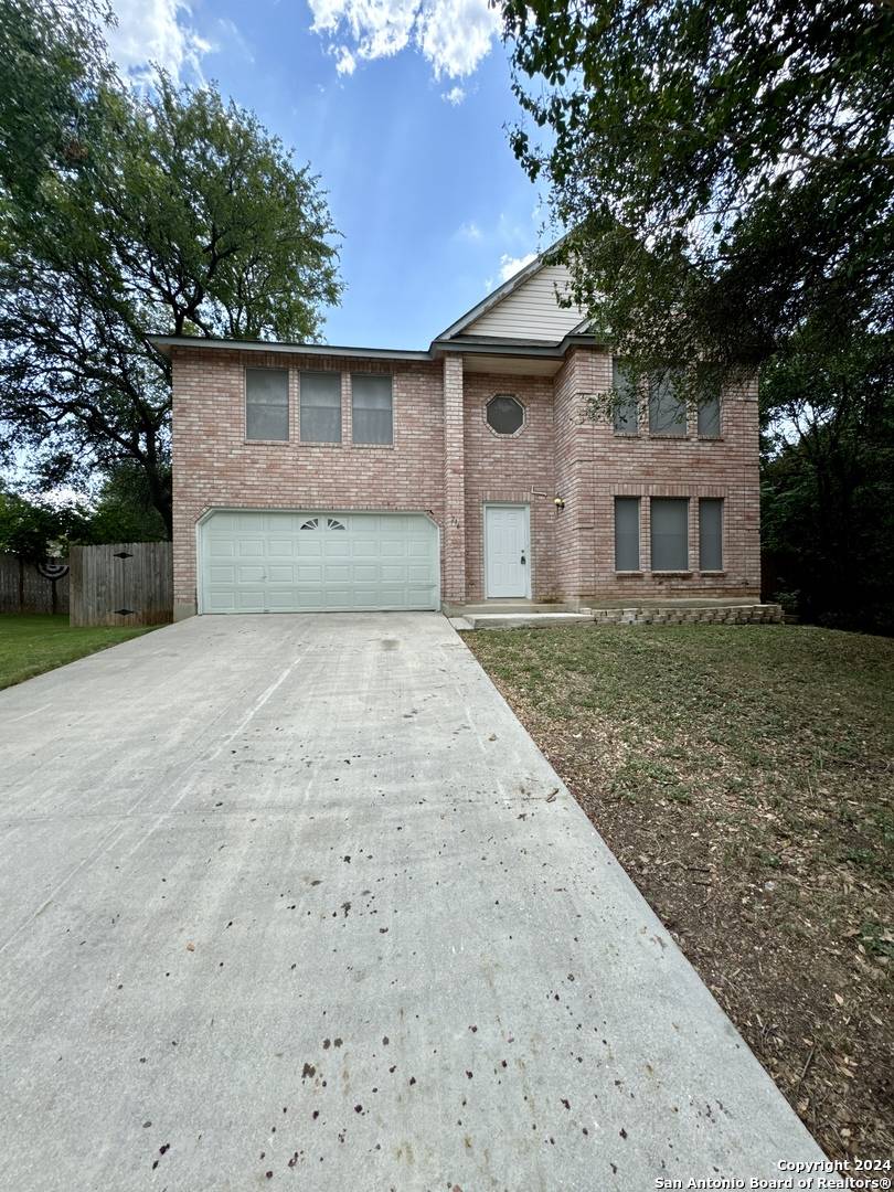 Schertz, TX 78154-3913,216 NEWROCK CRK