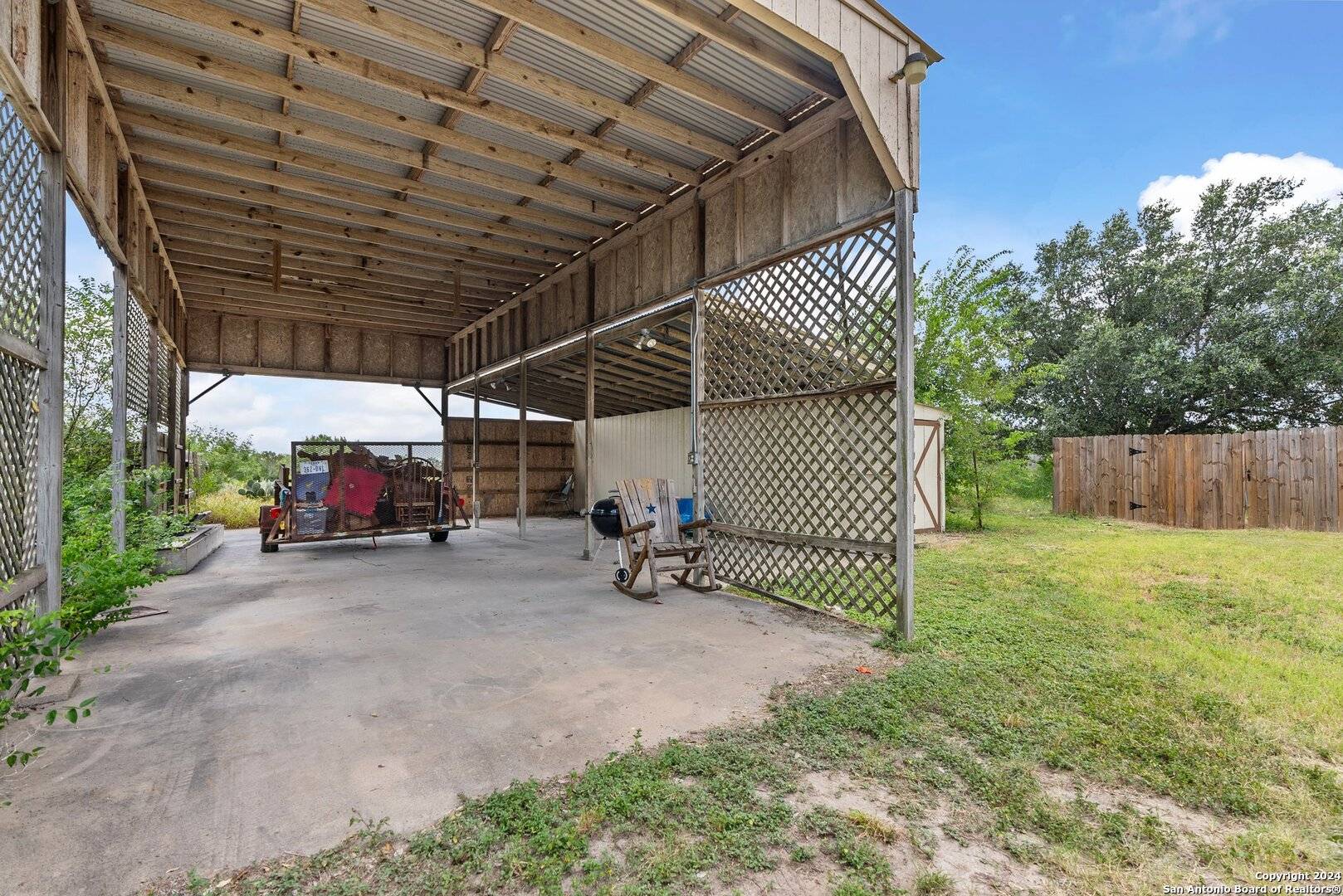 Three Rivers, TX 78071,109 Lakeview Trace