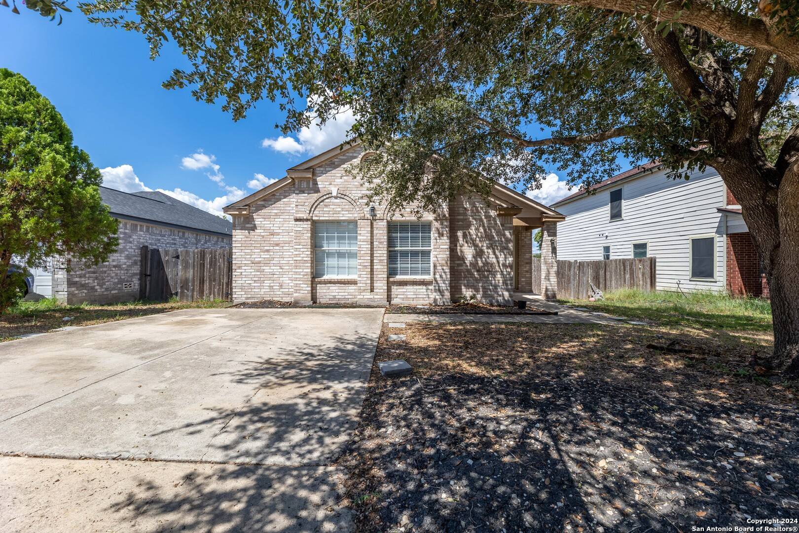 San Antonio, TX 78244-1334,6119 LAURAS FARM