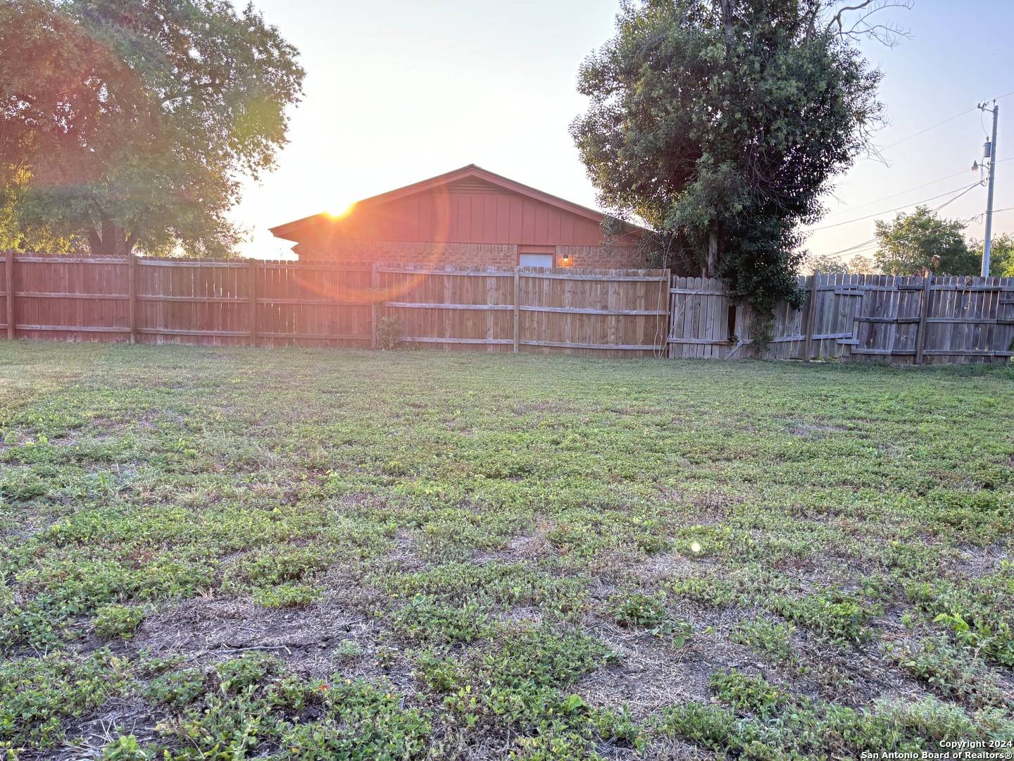 Seguin, TX 78155,1159 SYCAMORE ST