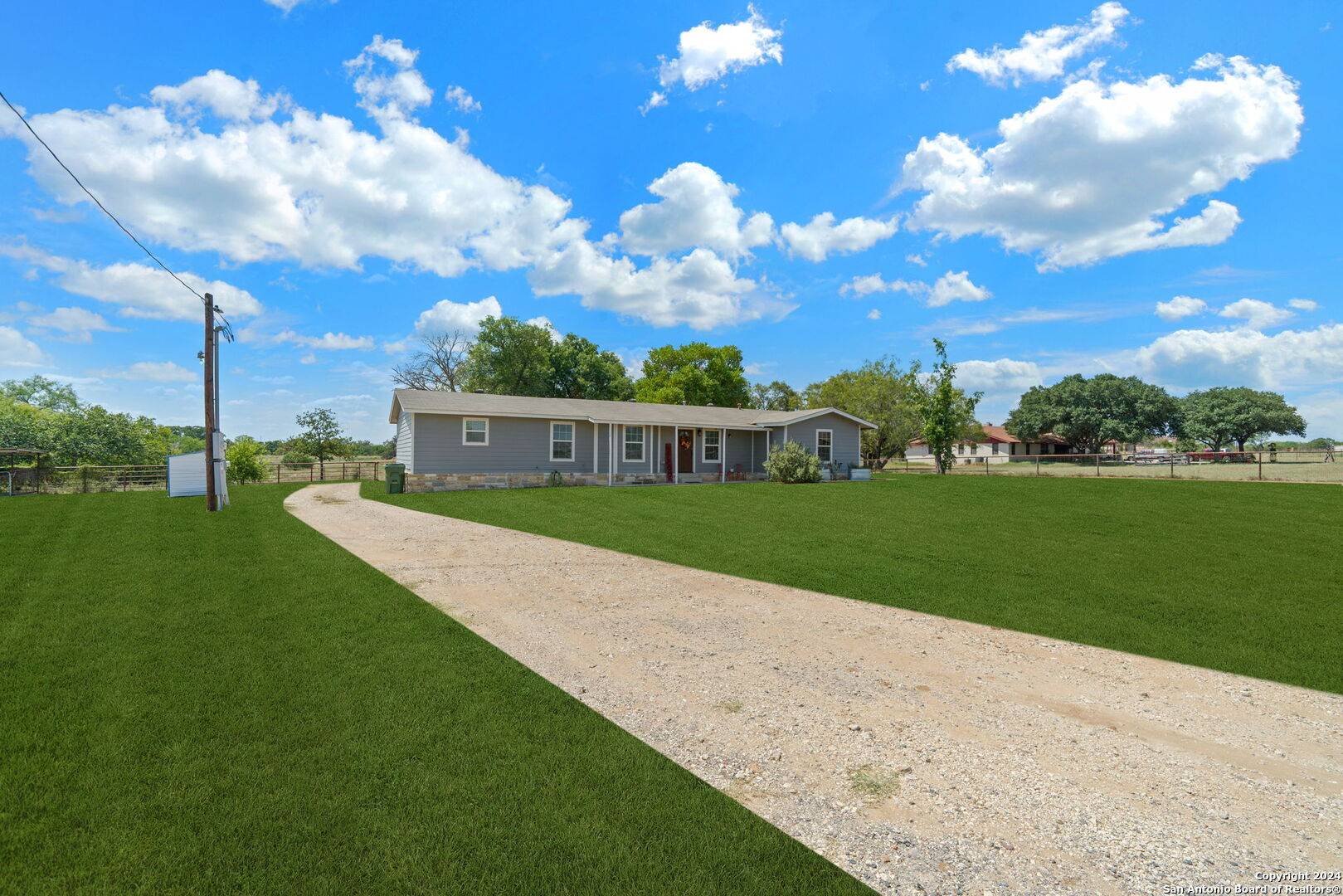 Adkins, TX 78101-3336,4335 STUART RD